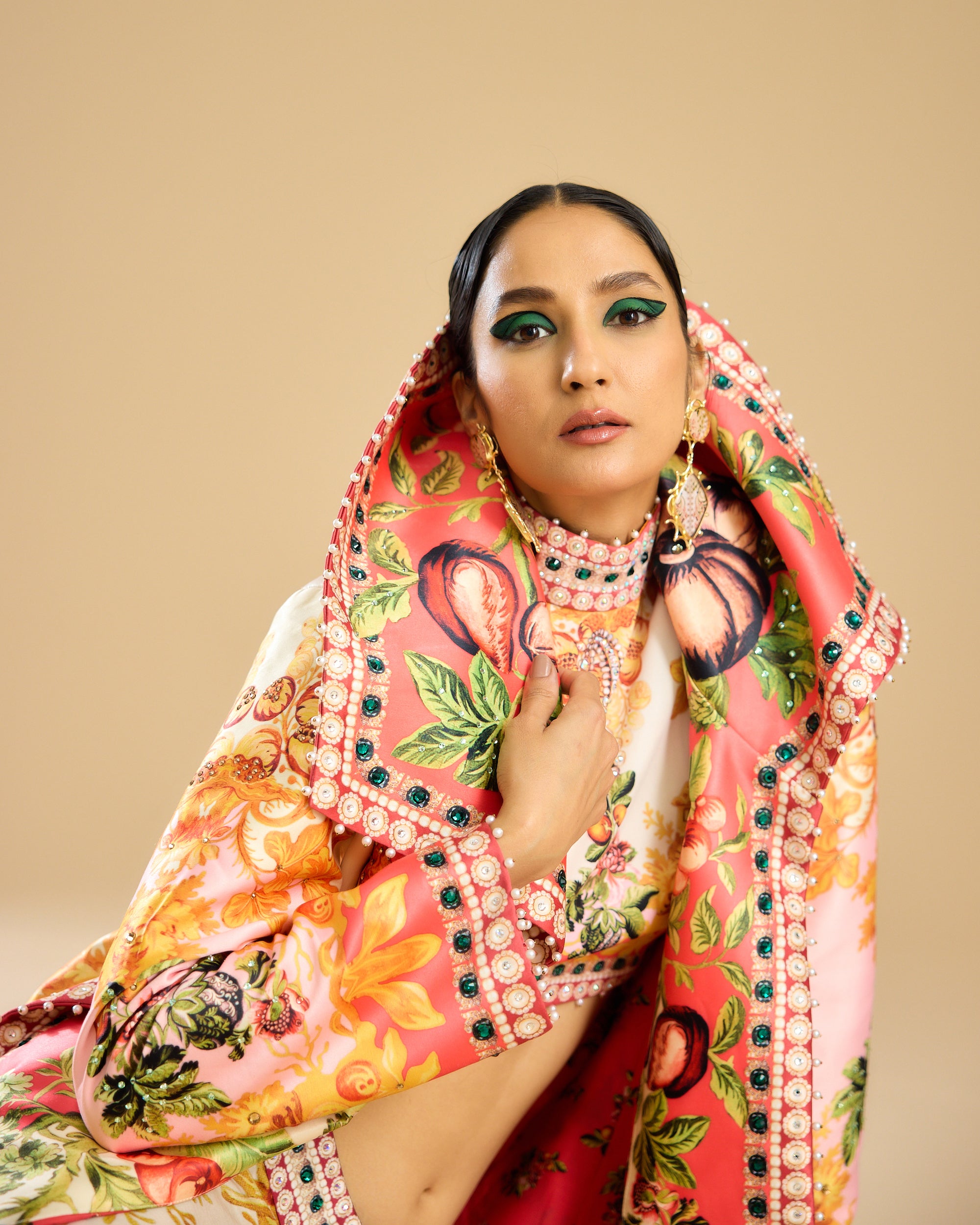 Nizam : Manorma - Ivory/Peach
