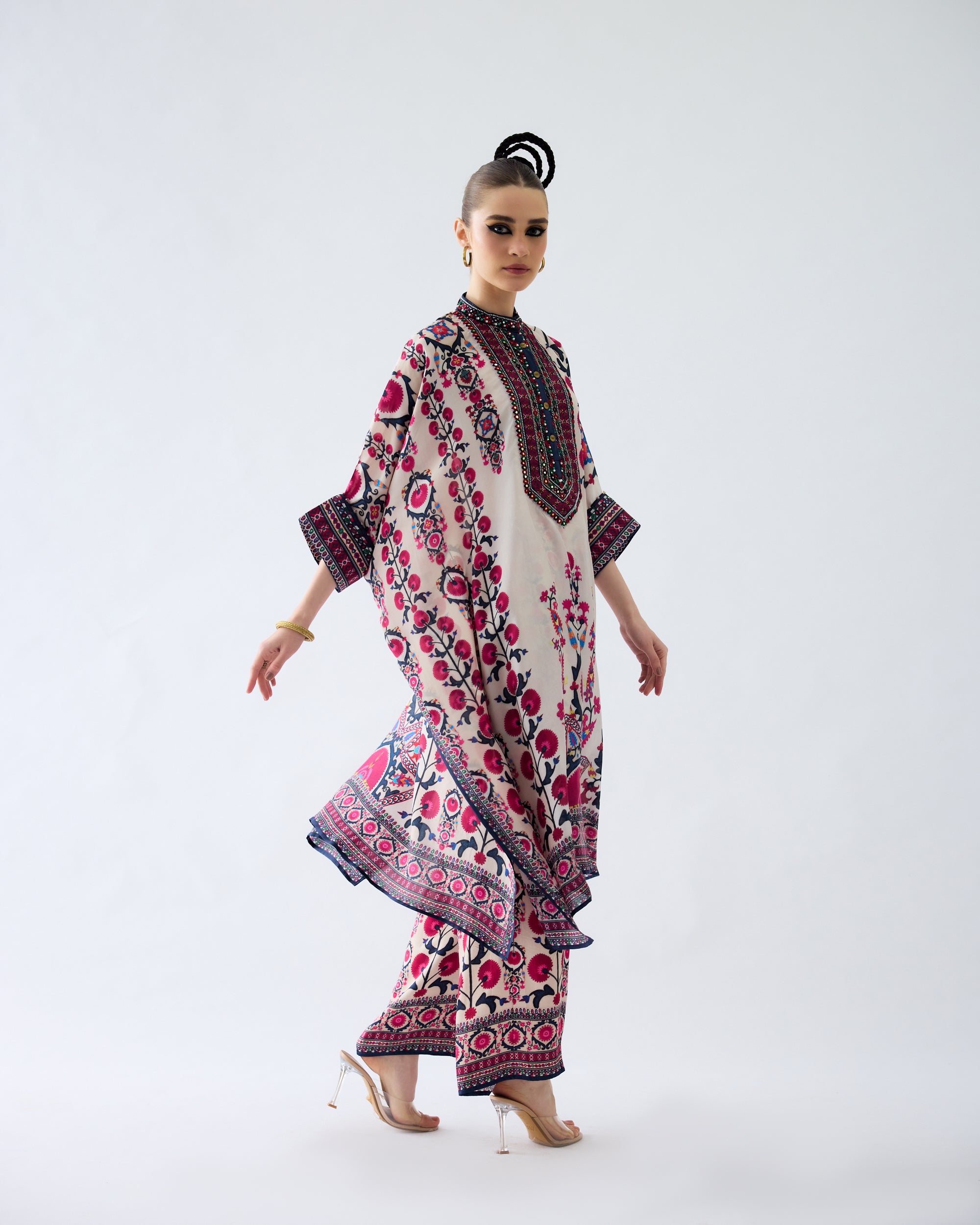 Bukhara : Chantelle - Raspberry