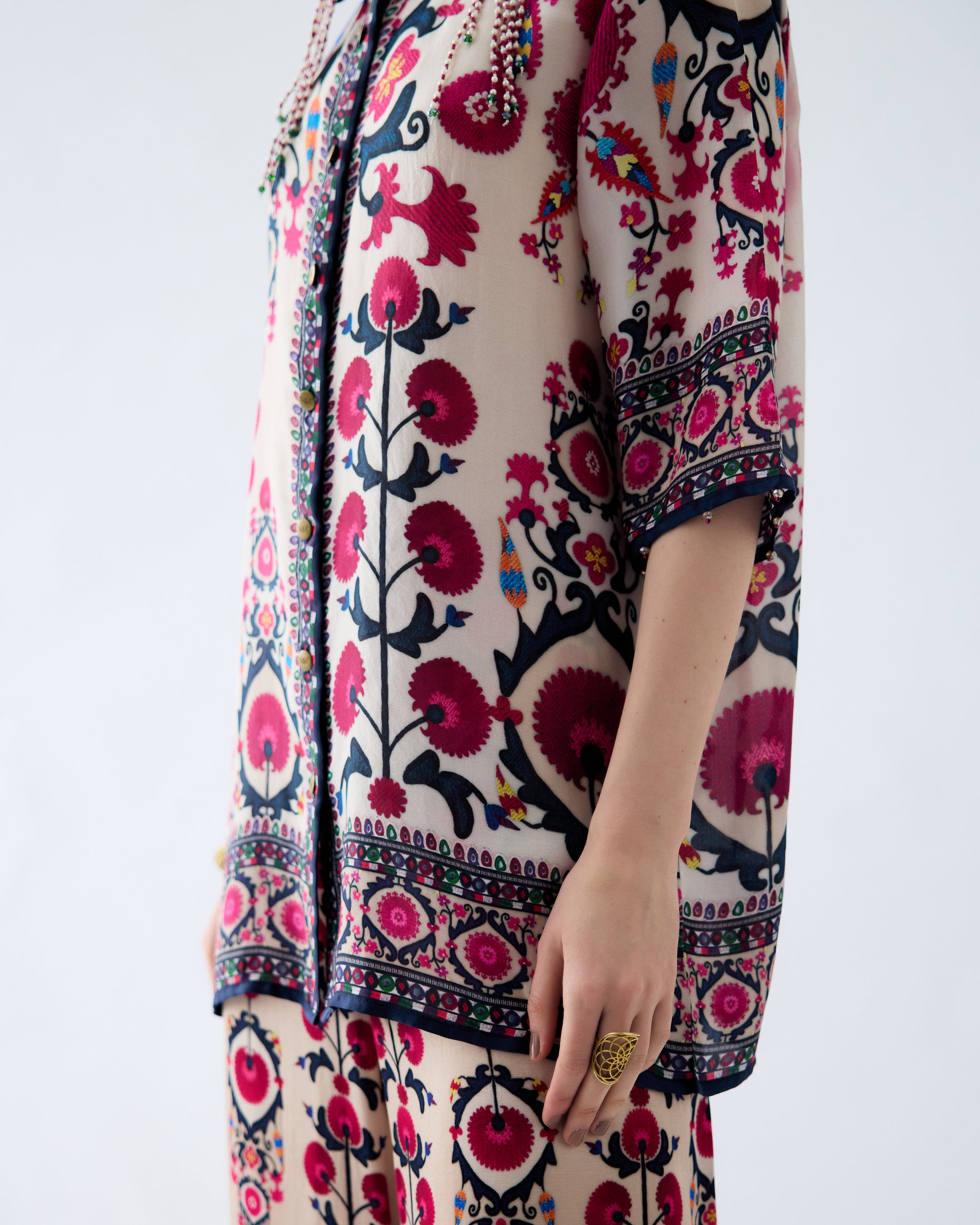 Bukhara : Maizah - Raspberry