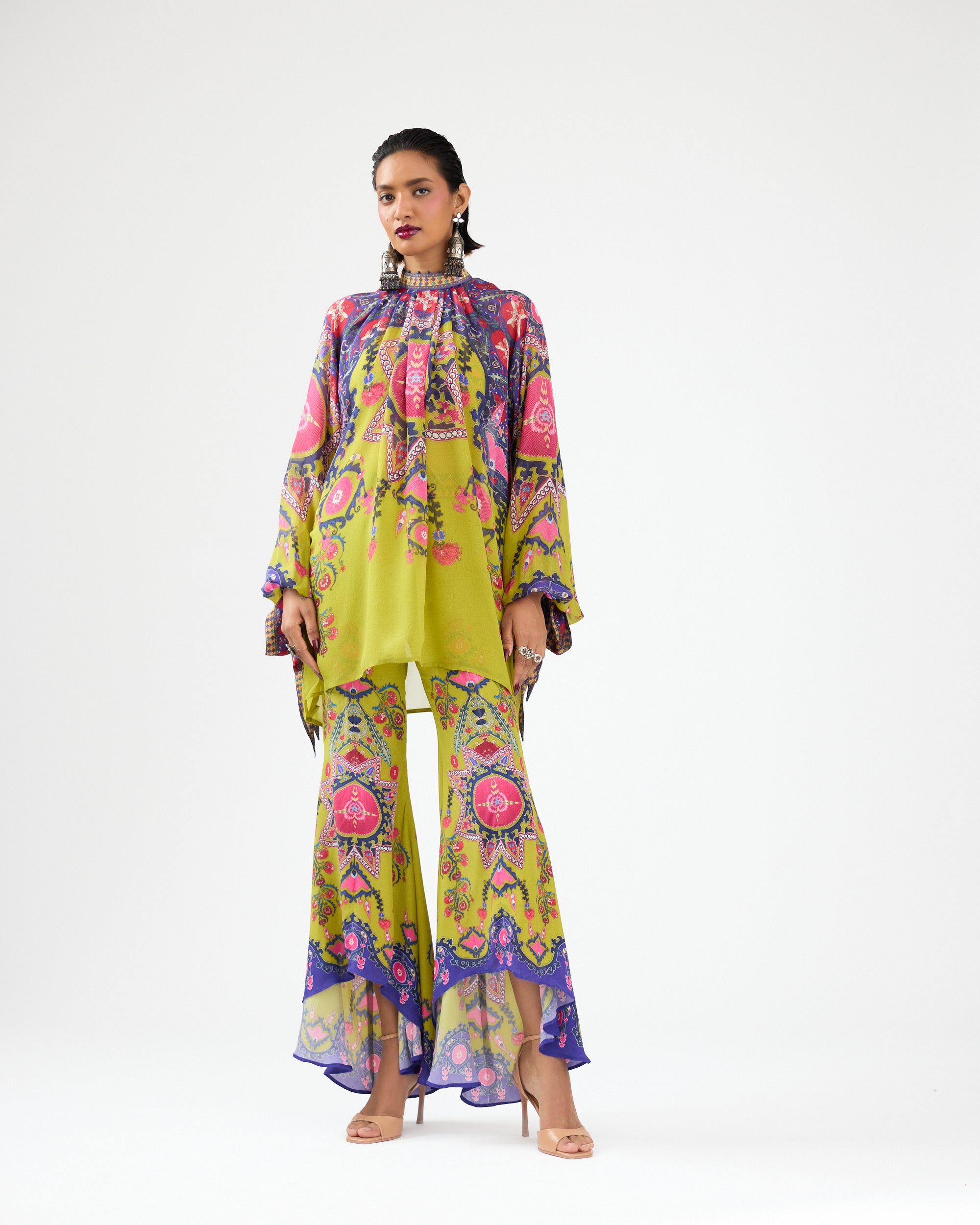 A Bukhara Summer : Gia - Lime