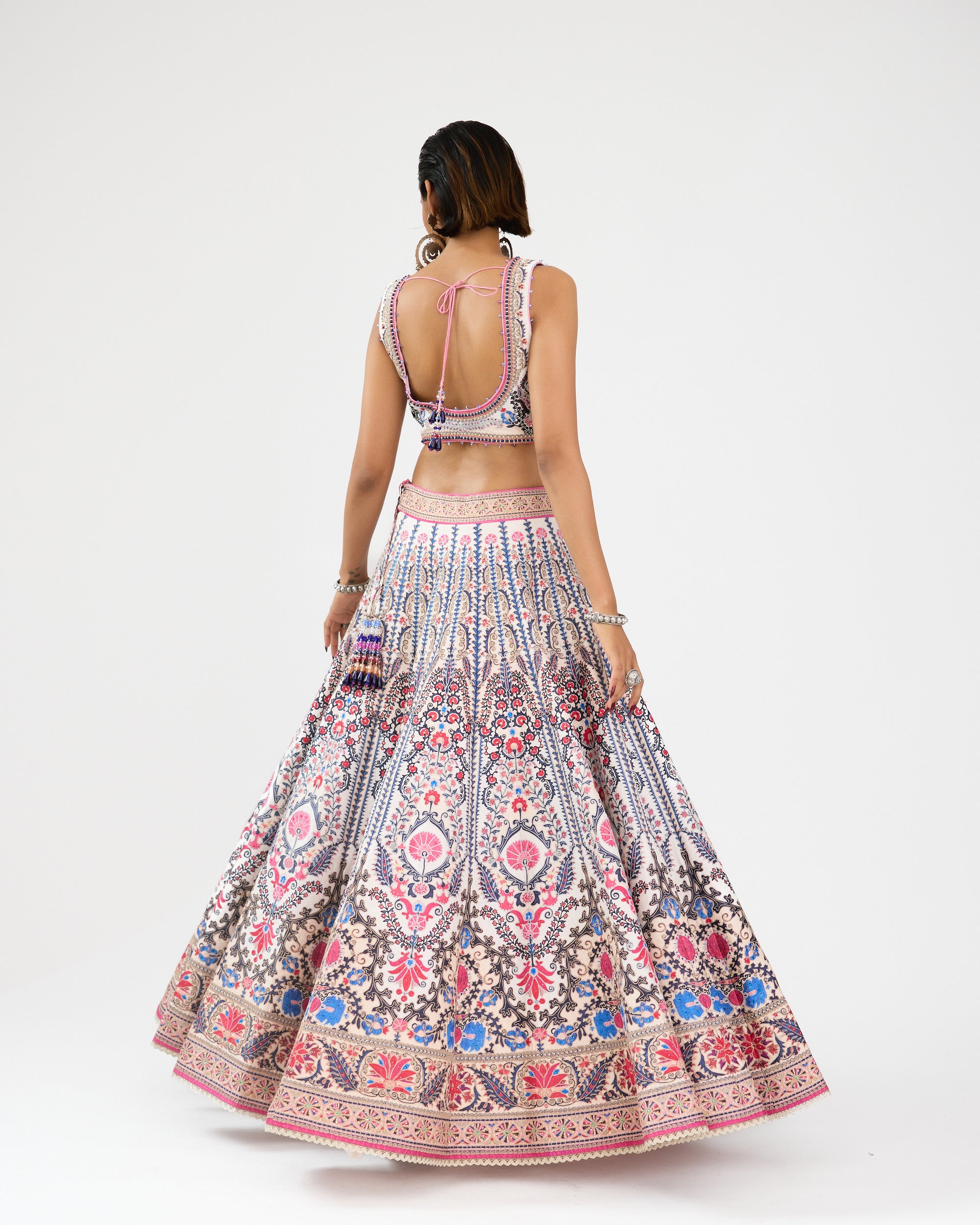 A Bukhara Summer : Leela - Ivory/Pink