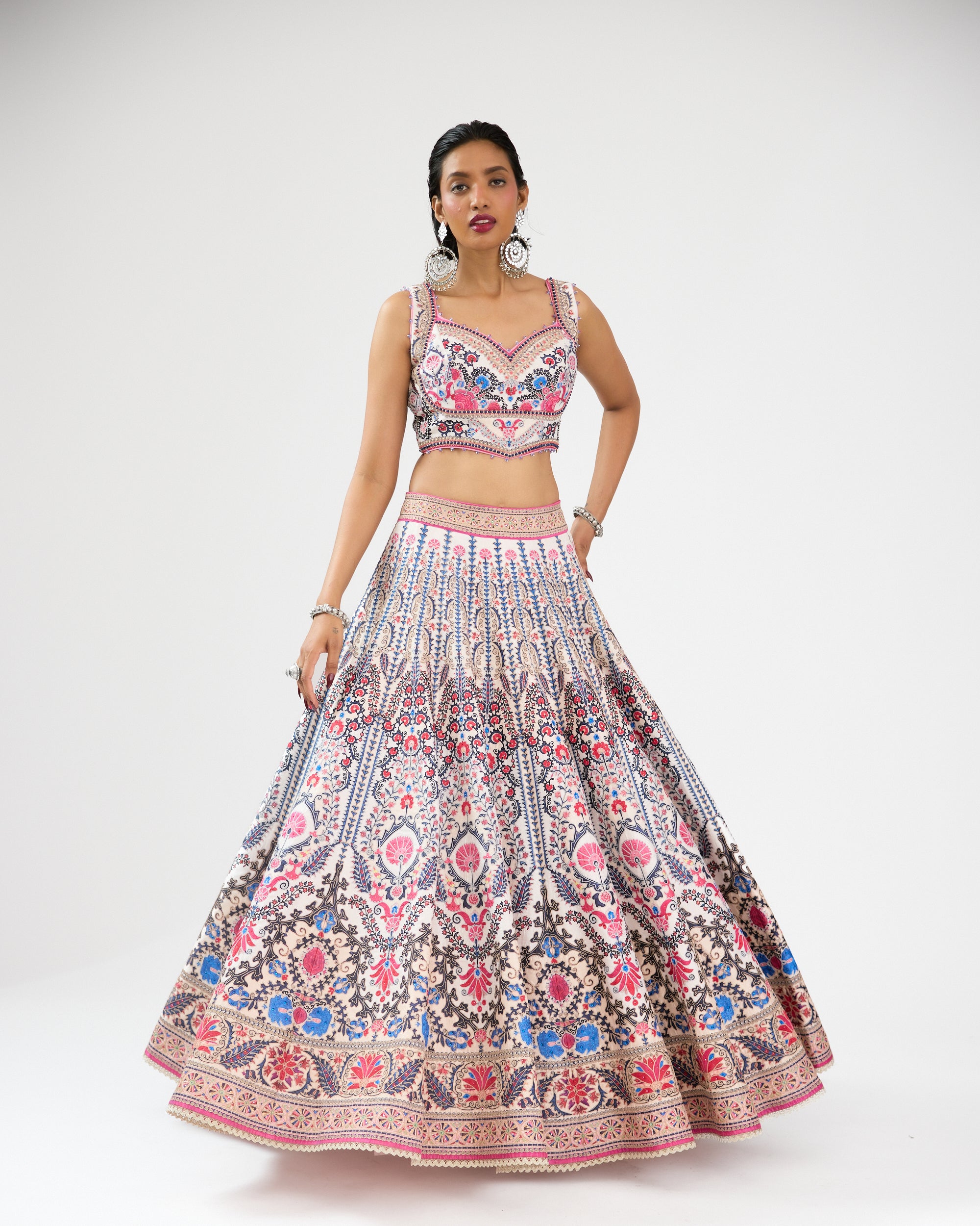 A Bukhara Summer : Leela - Ivory/Pink