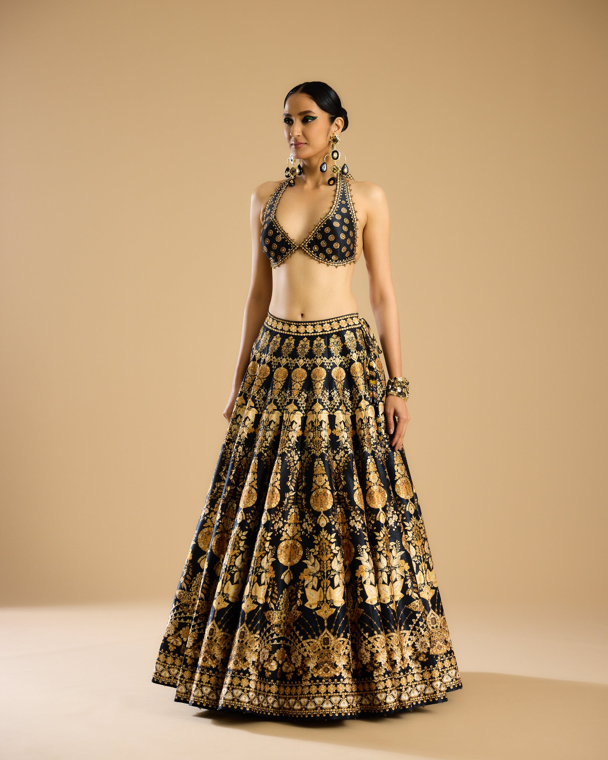 Nizam : Hanoi Leela - Black/Gold