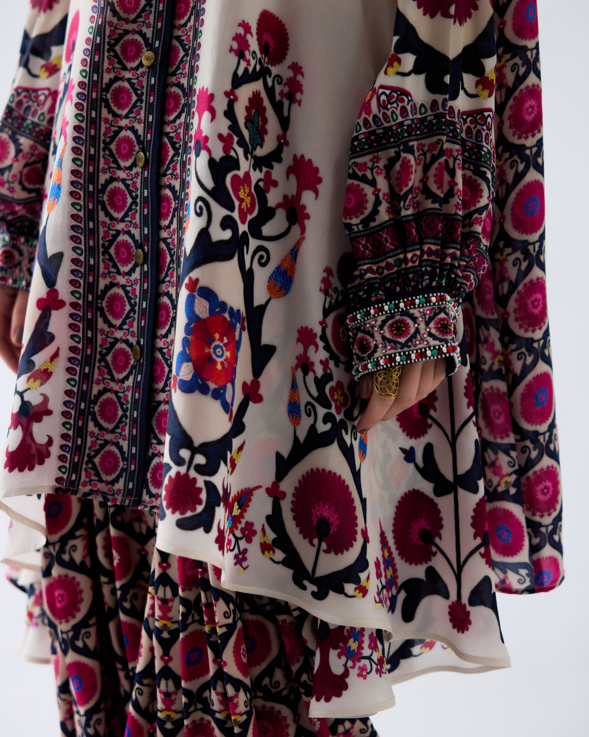 Bukhara : Nilofer - Raspberry
