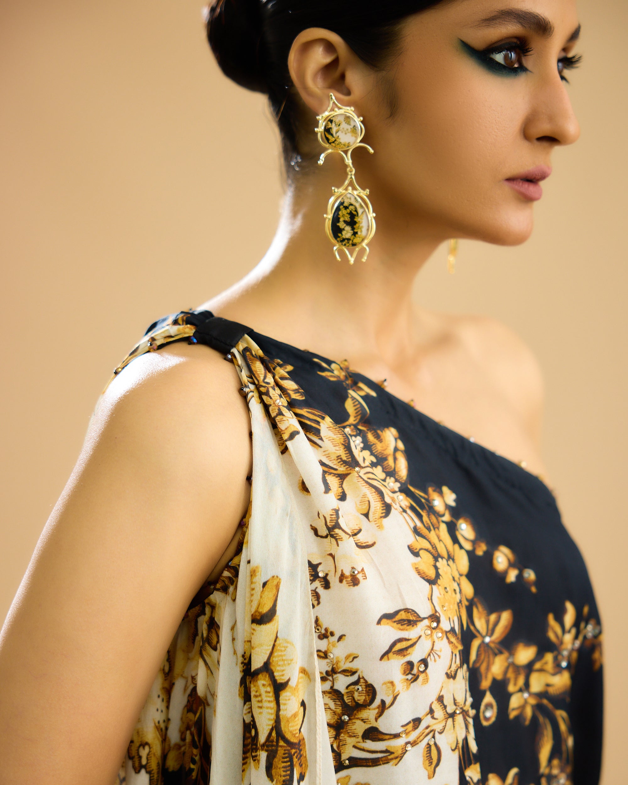 Nizam : Sara - Black/Gold