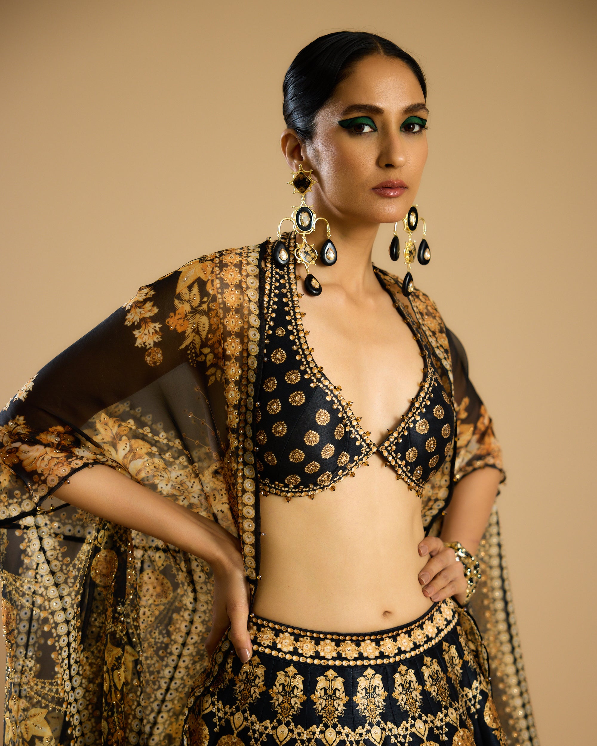 Nizam : Hanoi Leela - Black/Gold