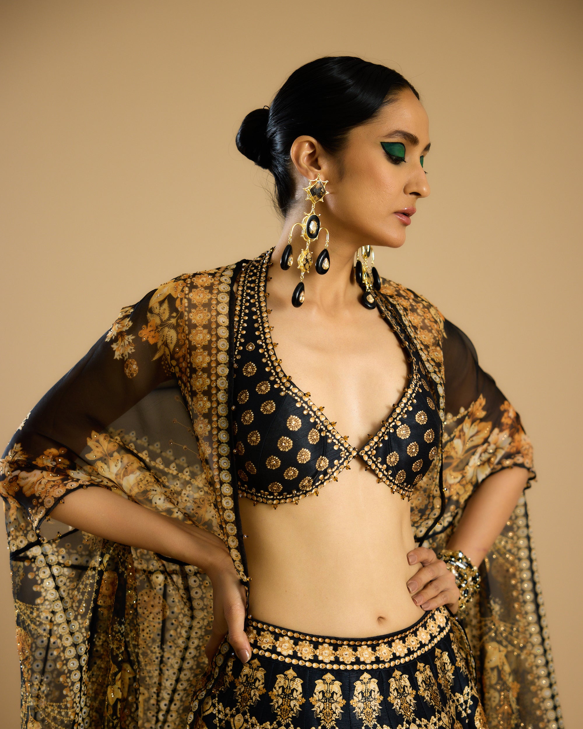 Nizam : Hanoi Leela - Black/Gold