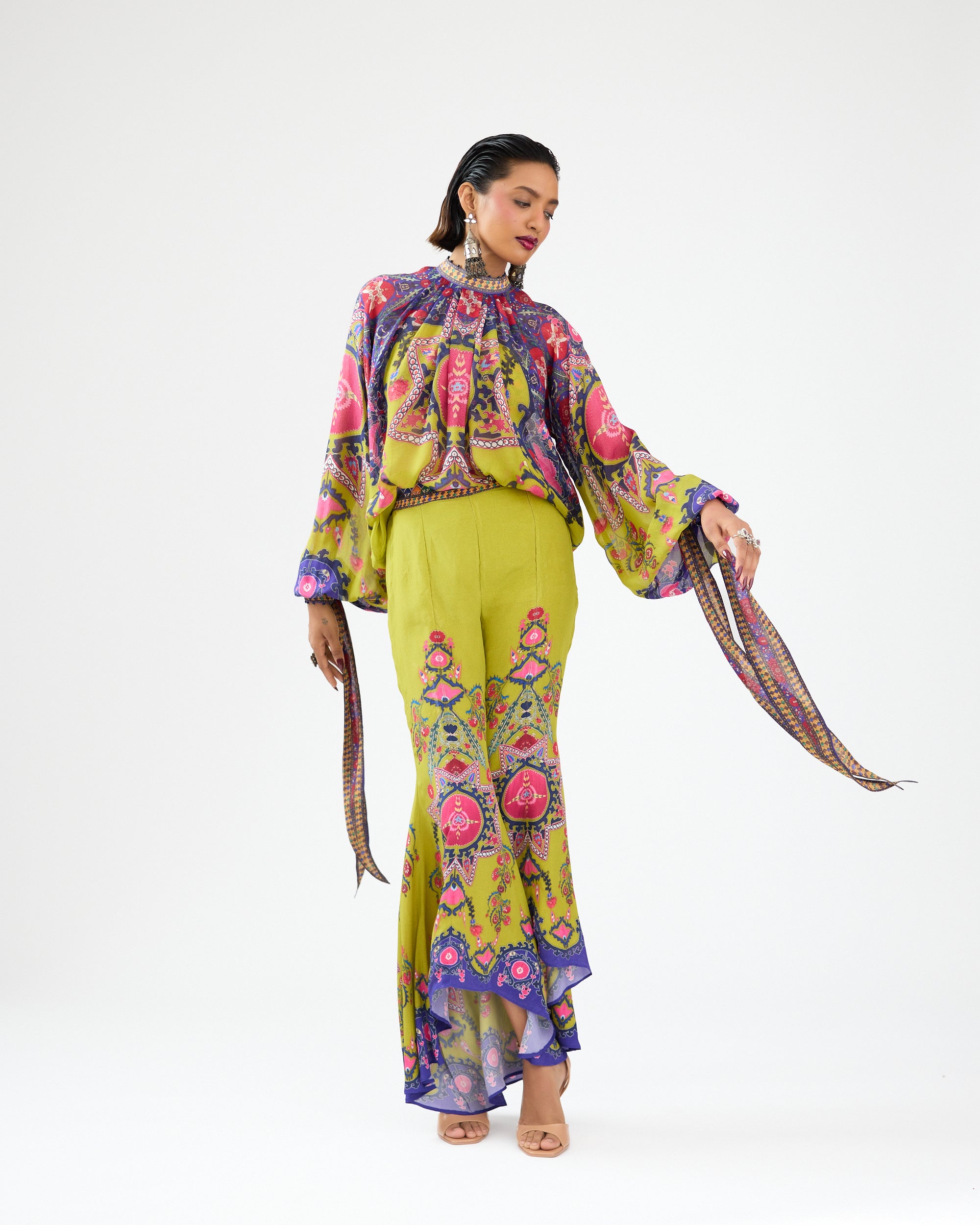 A Bukhara Summer : Gia - Lime