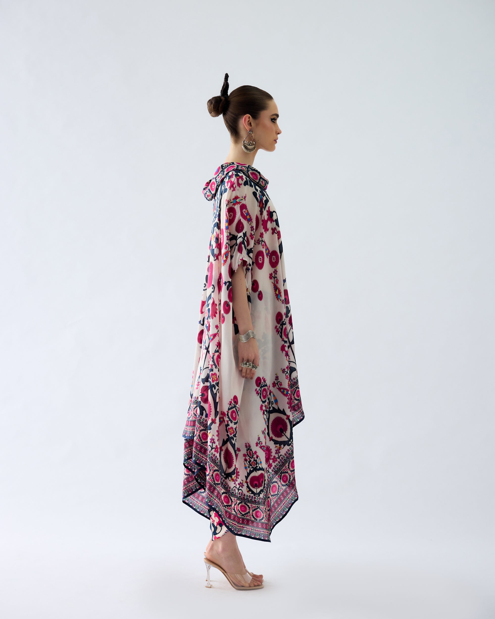 Bukhara : Lavanya/Sonth - Raspberry