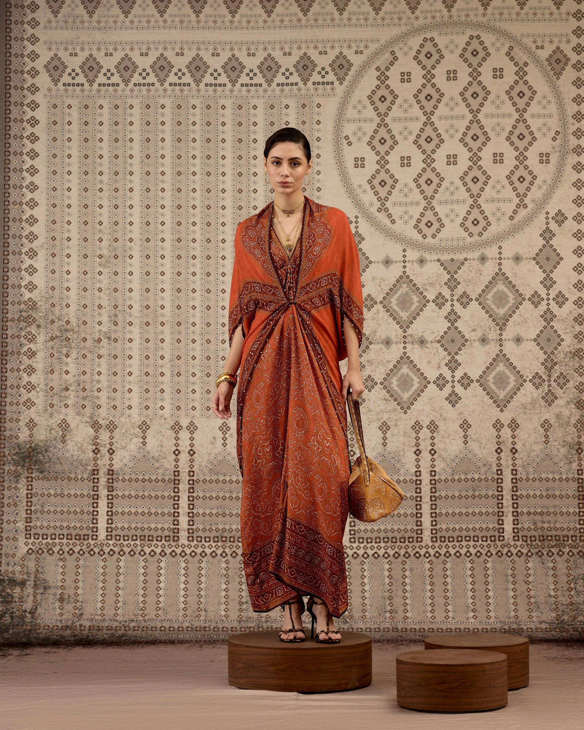BANDHEJ : Safina