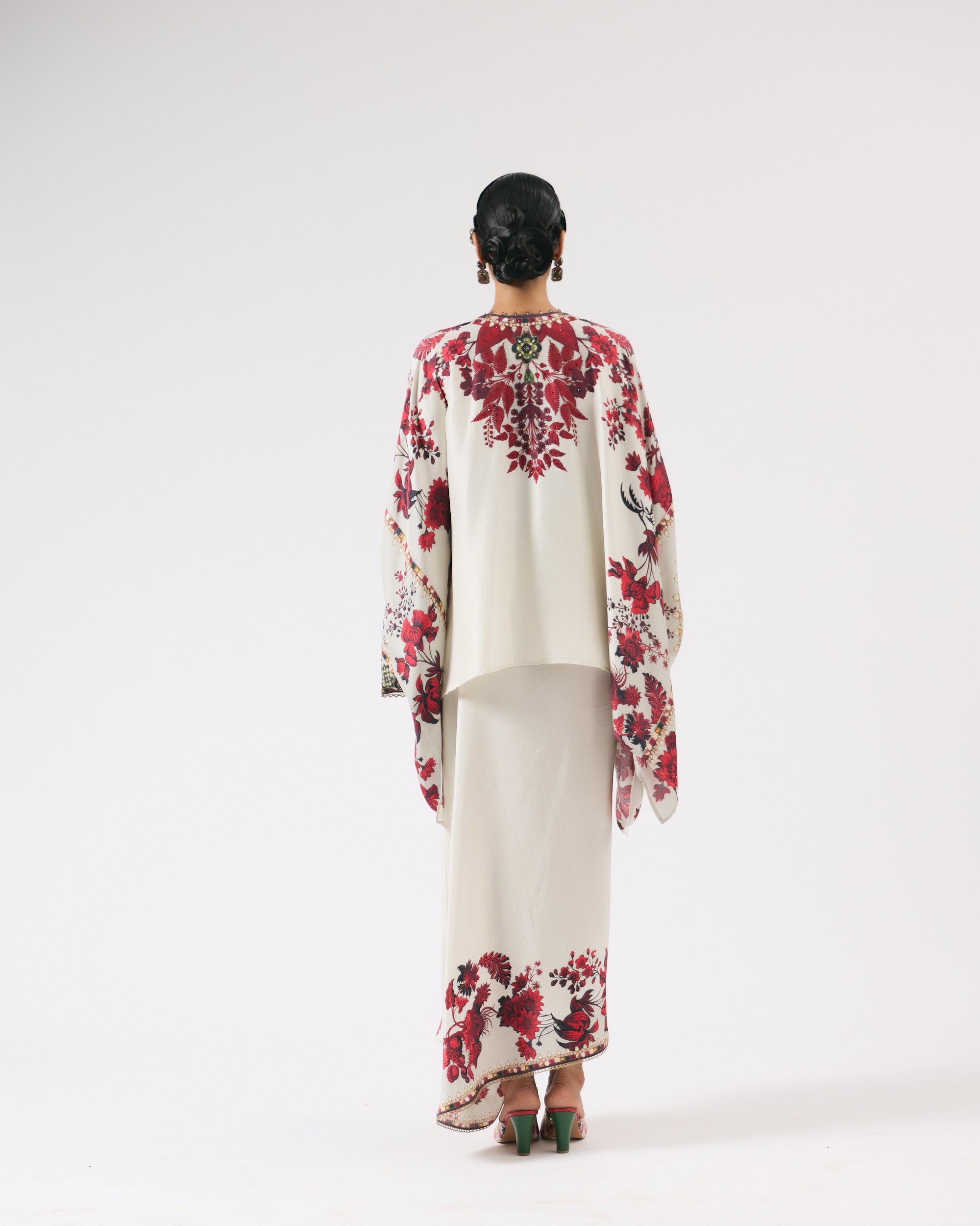Nizam : Insha - Ivory/Red