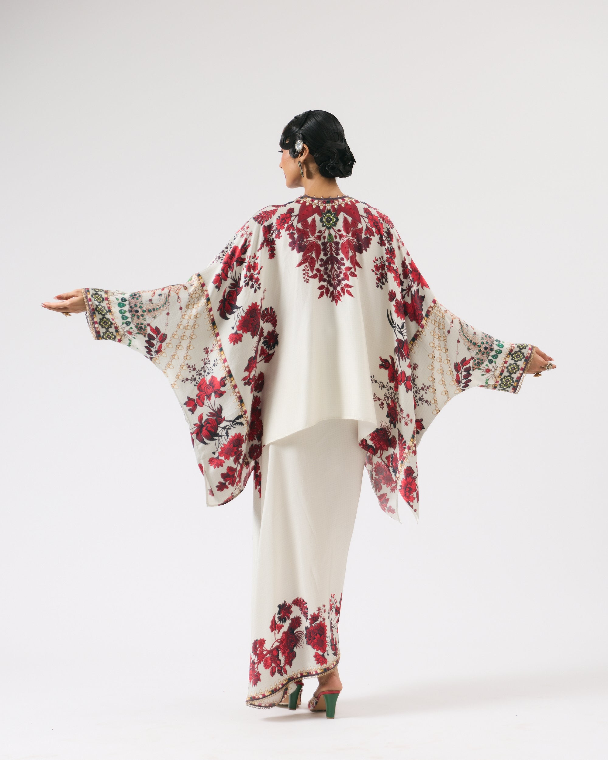 Nizam : Insha - Ivory/Red