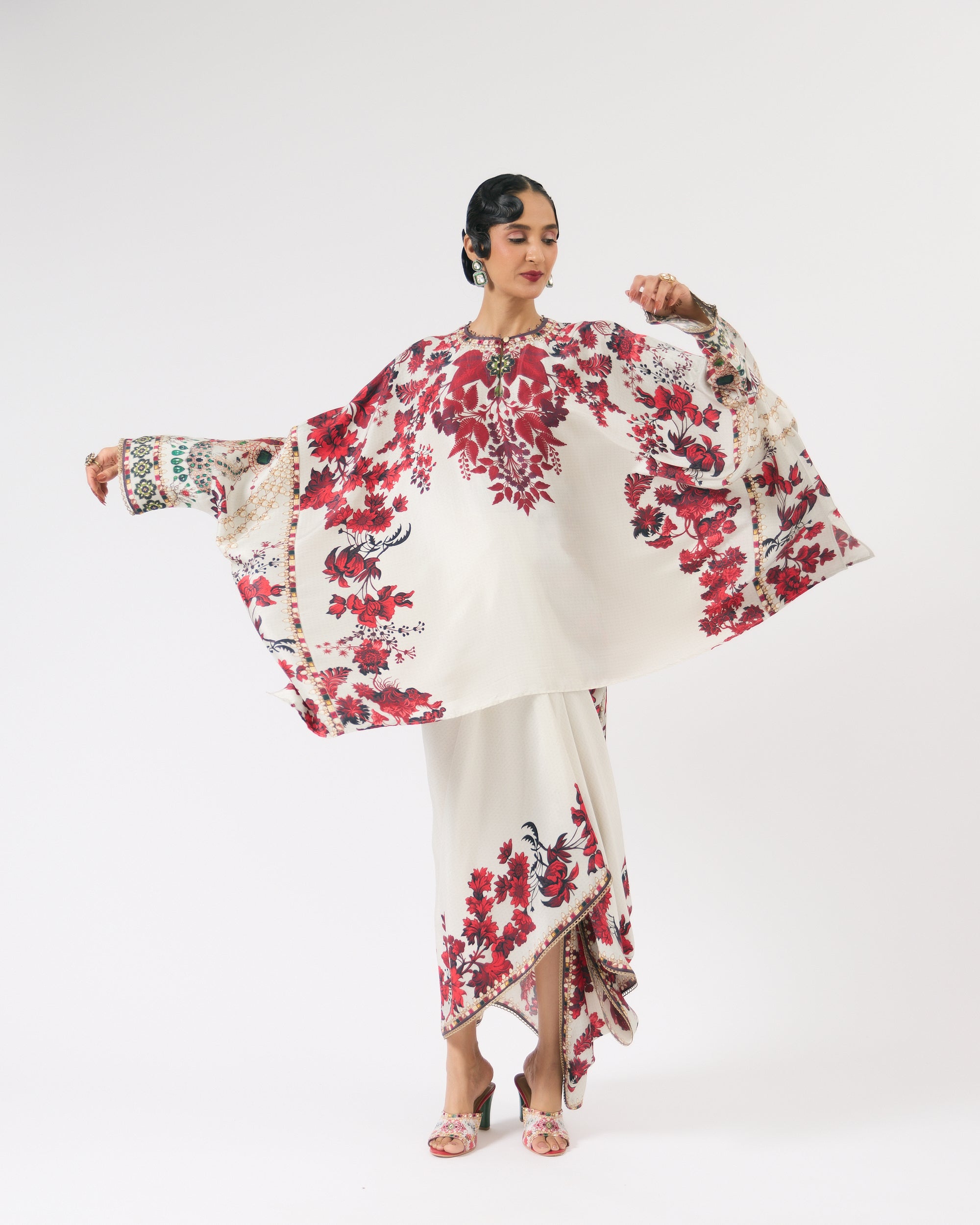 Nizam : Insha - Ivory/Red