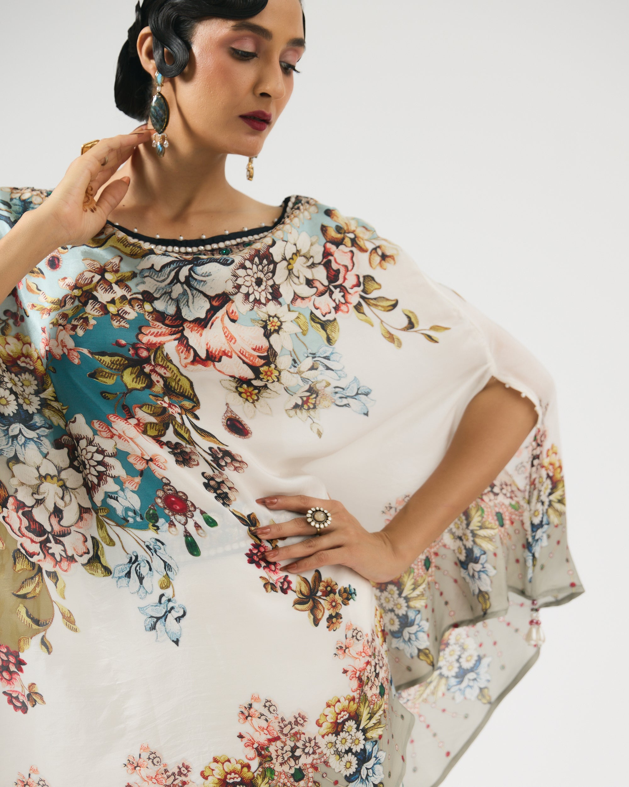 Nizam : Kamini - Ivory/Aqua