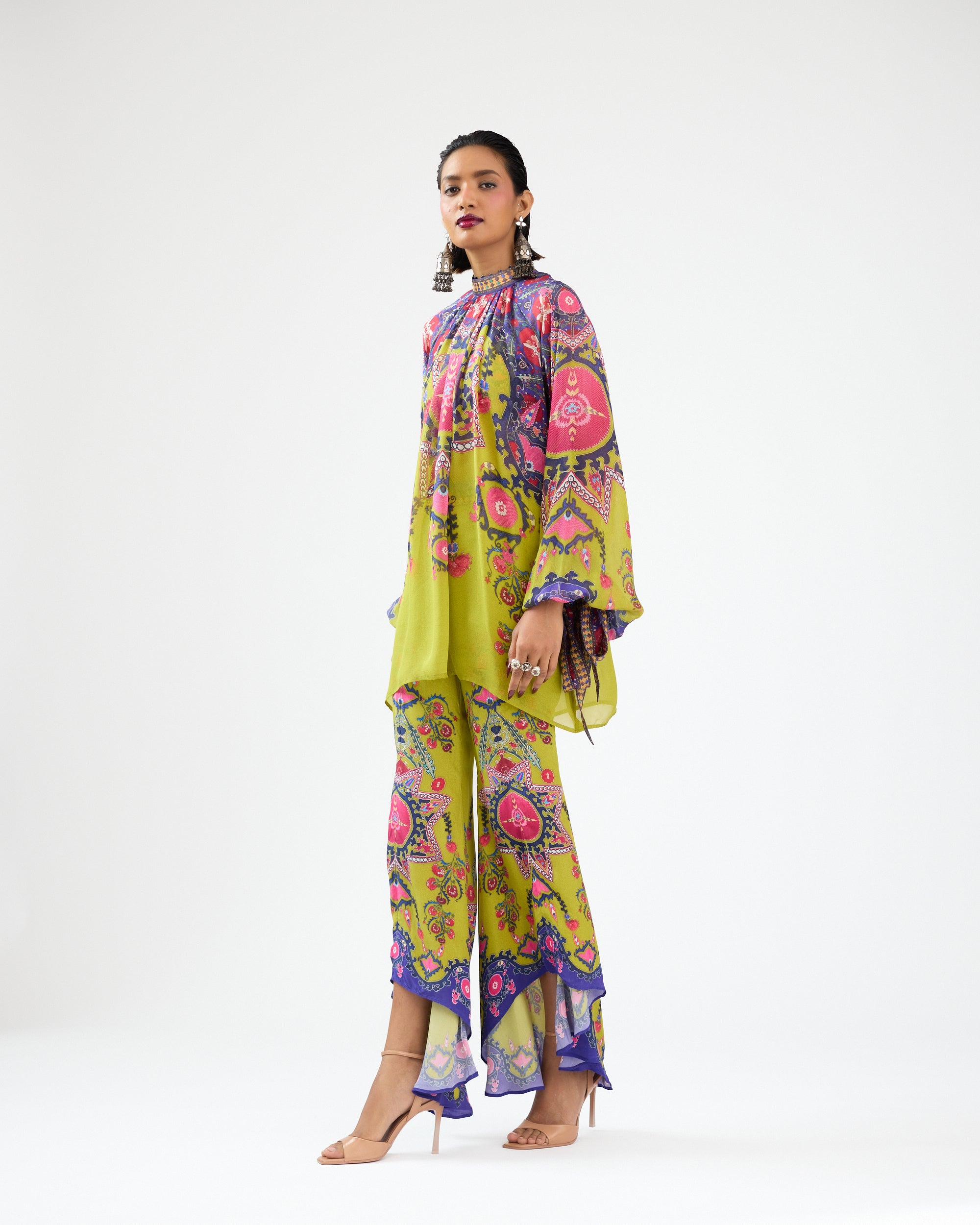 A Bukhara Summer : Gia - Lime