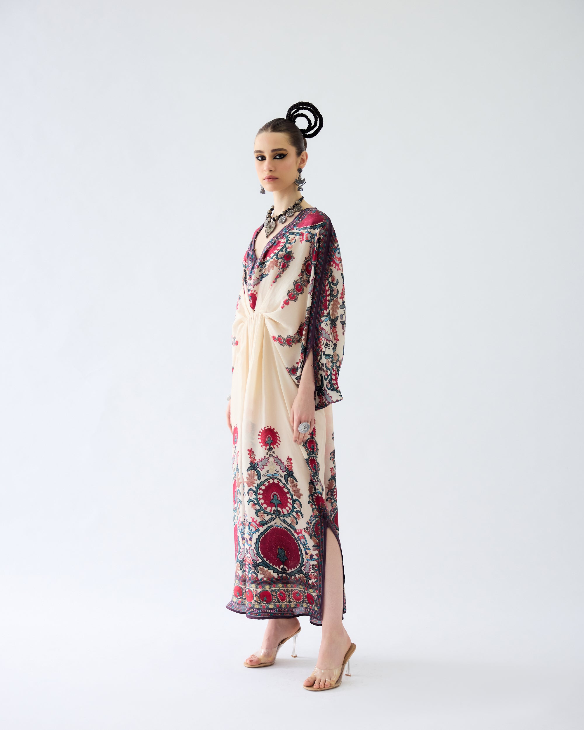 Bukhara : Rasika - Maroon
