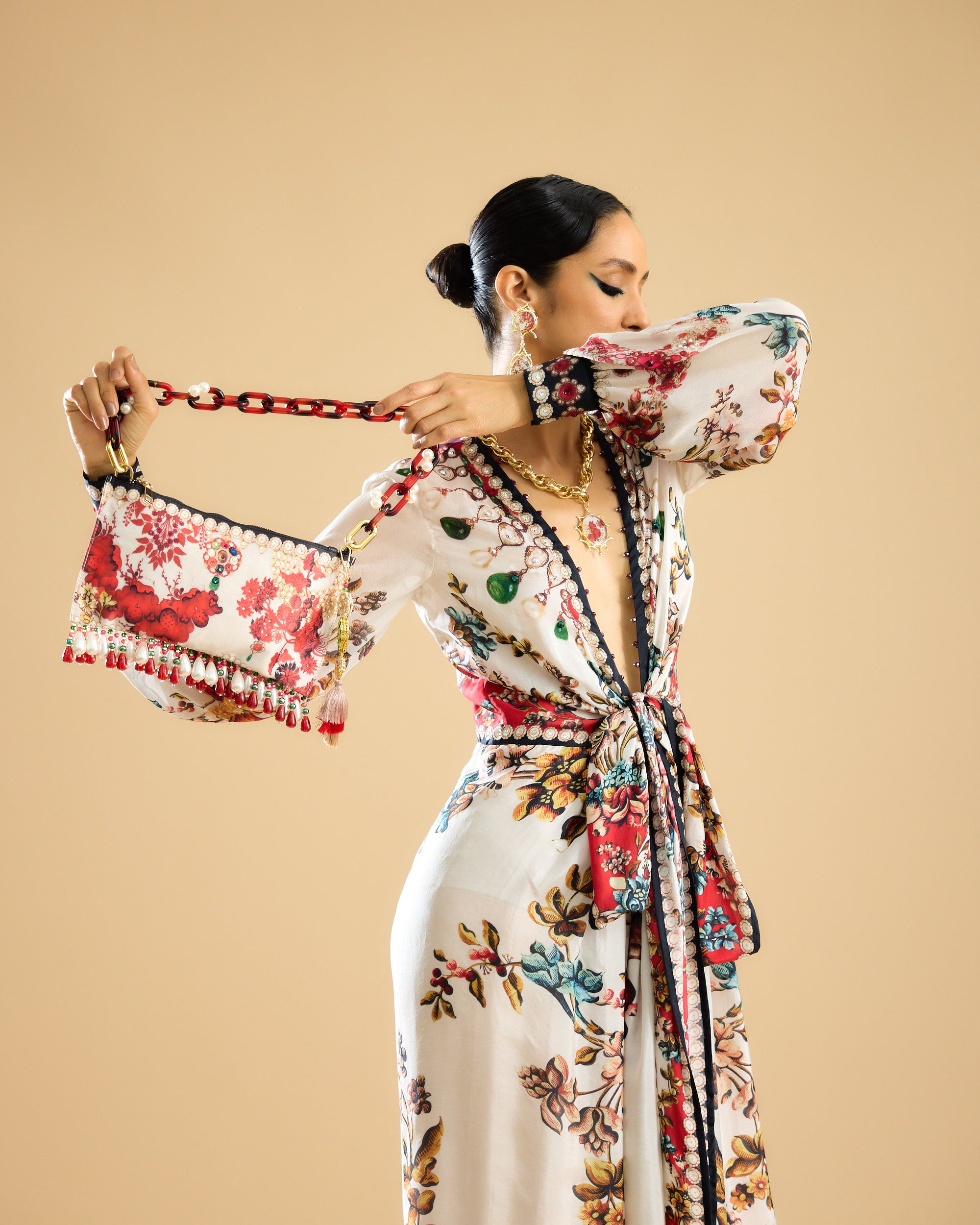 Nizam : Viviana - Ivory/Red