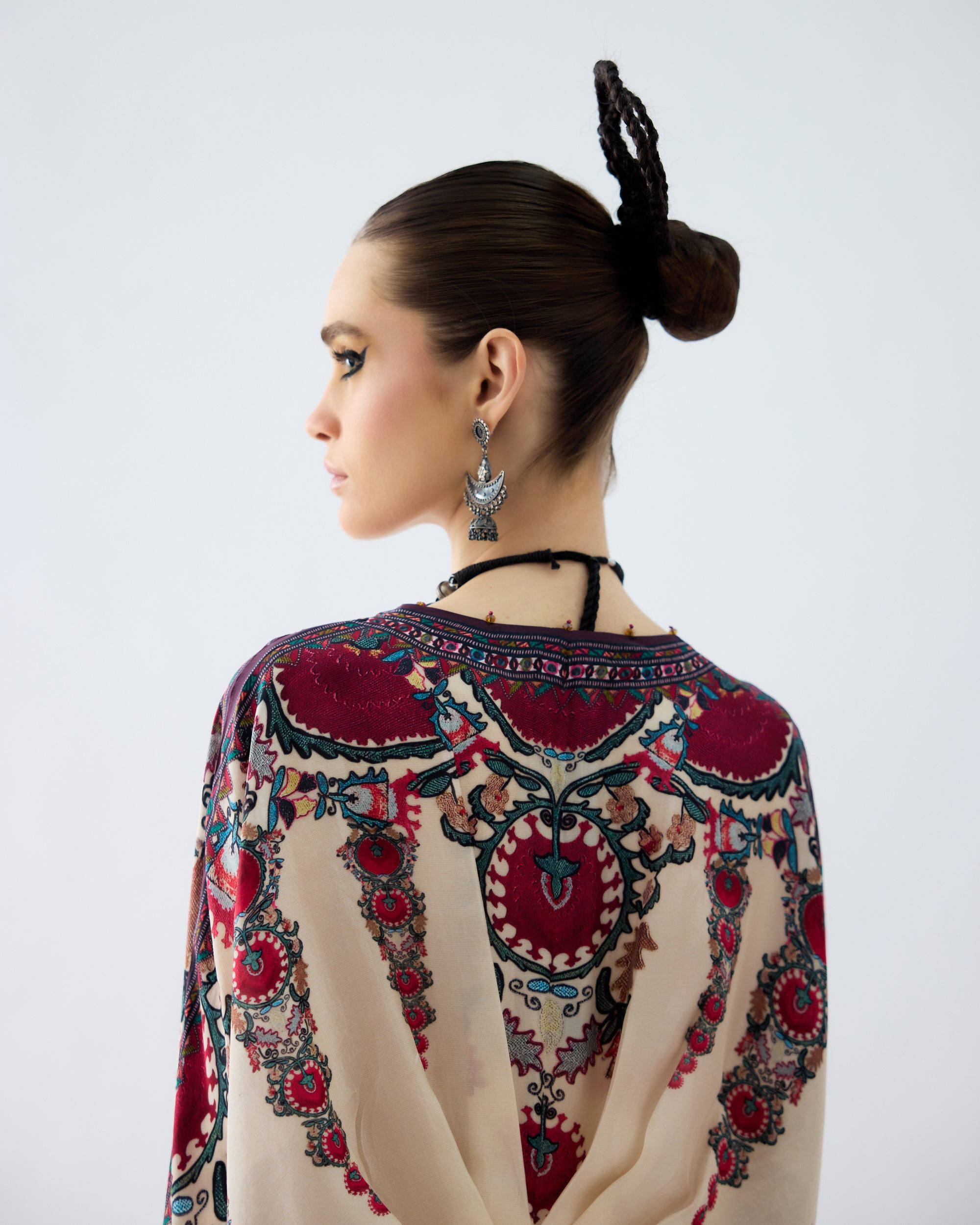 Bukhara : Rasika - Maroon
