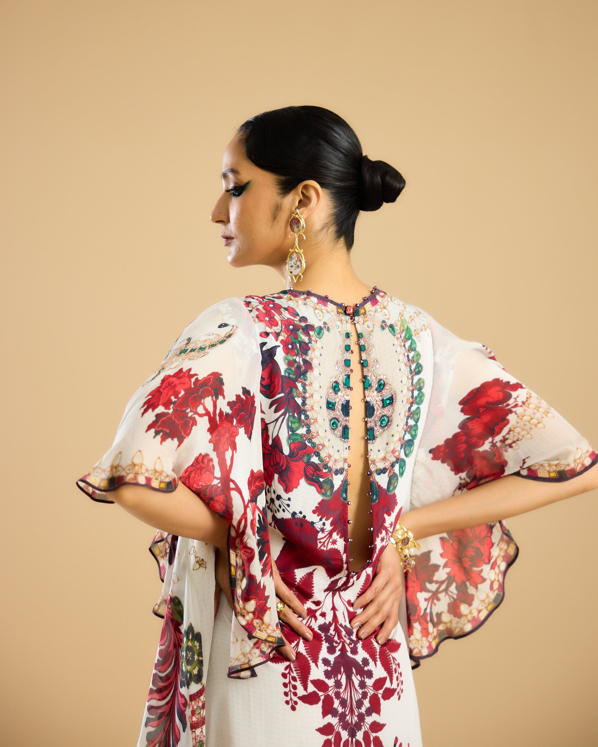 Nizam : Fazluna - Ivory/Red