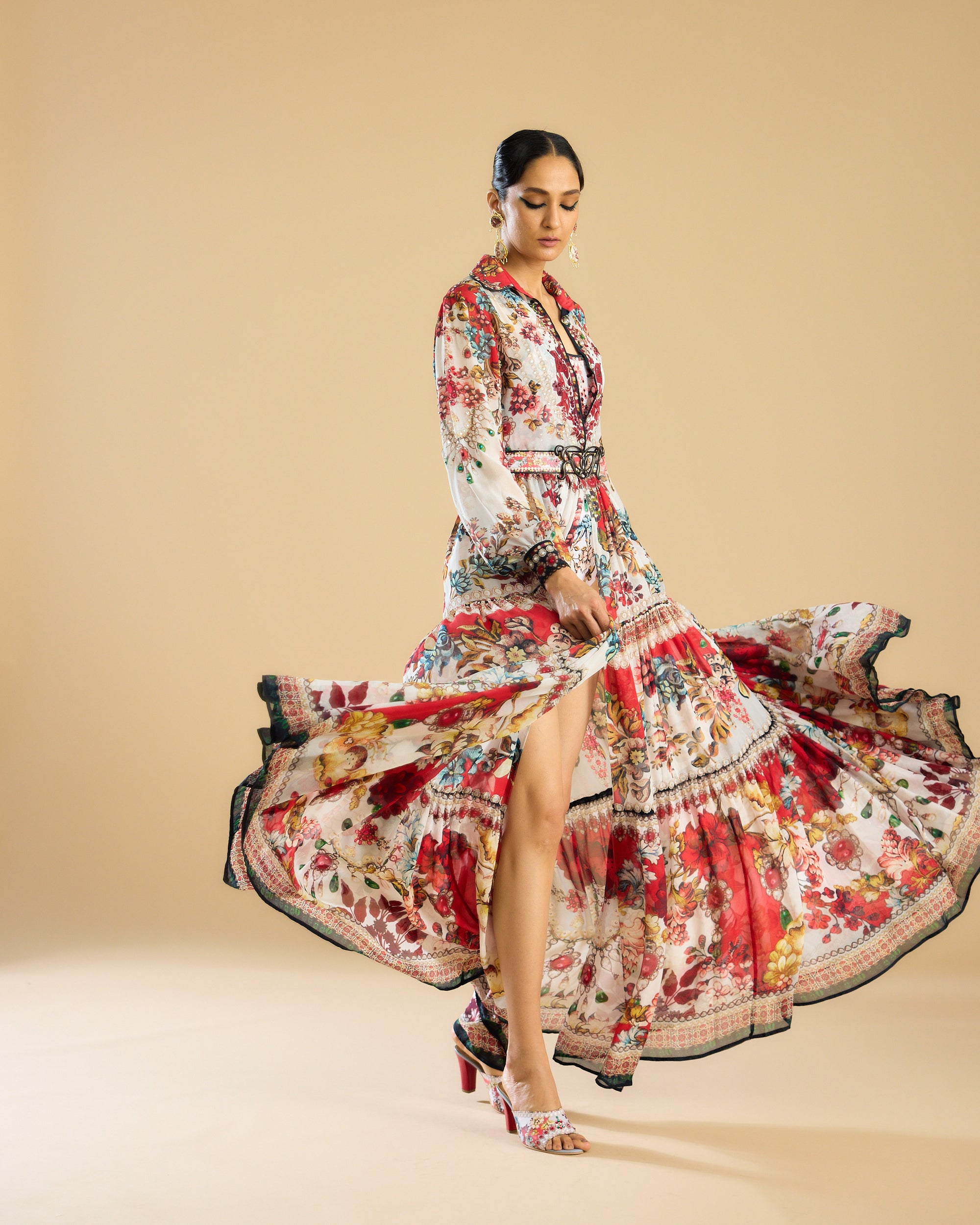 Nizam : Taia - Ivory/Red