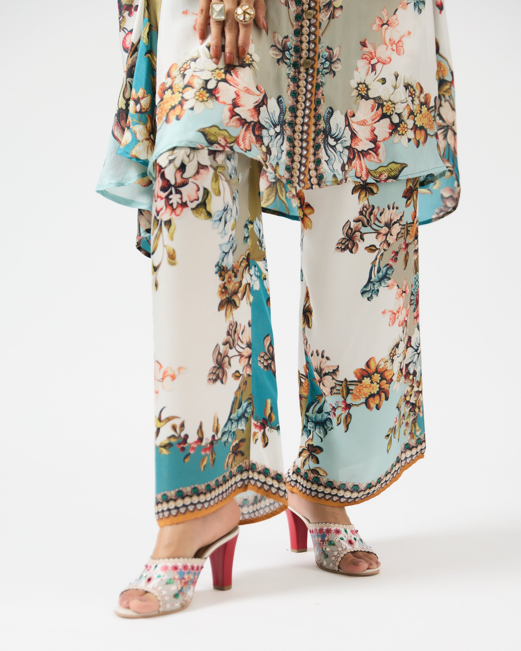 Nizam : Kamara - Ivory/Aqua