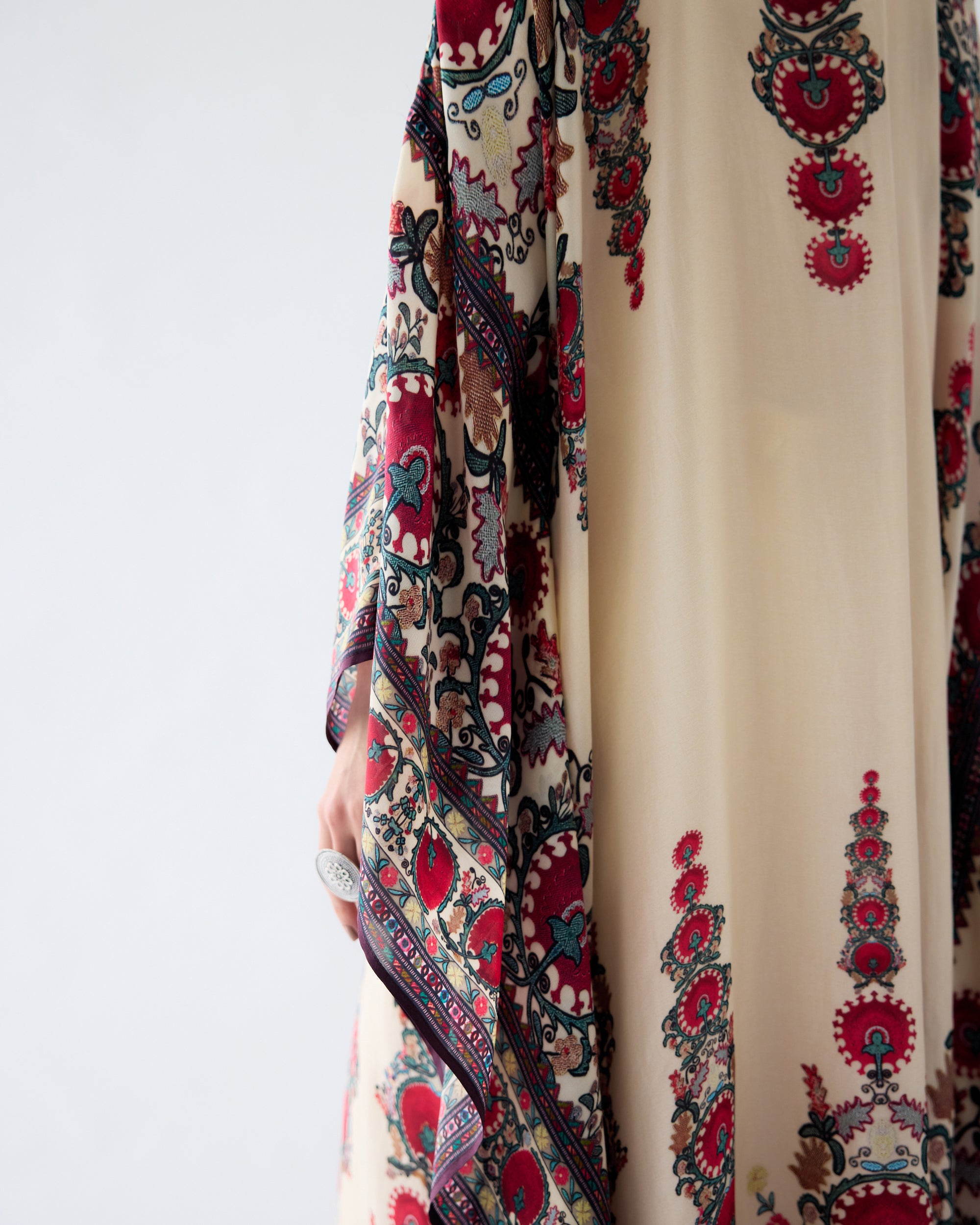 Bukhara : Sharifa - Maroon