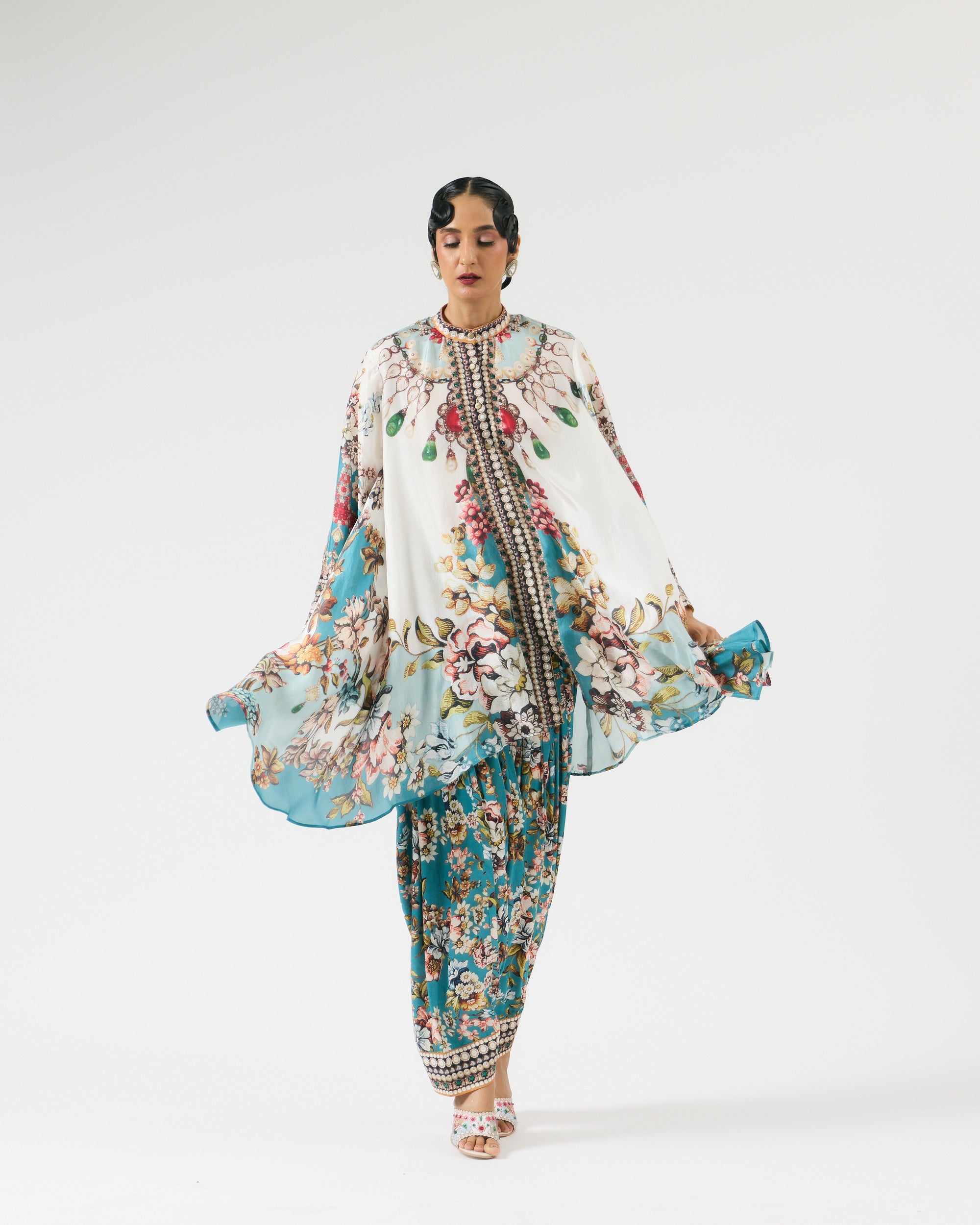 Nizam : Nilofer - Ivory/Aqua