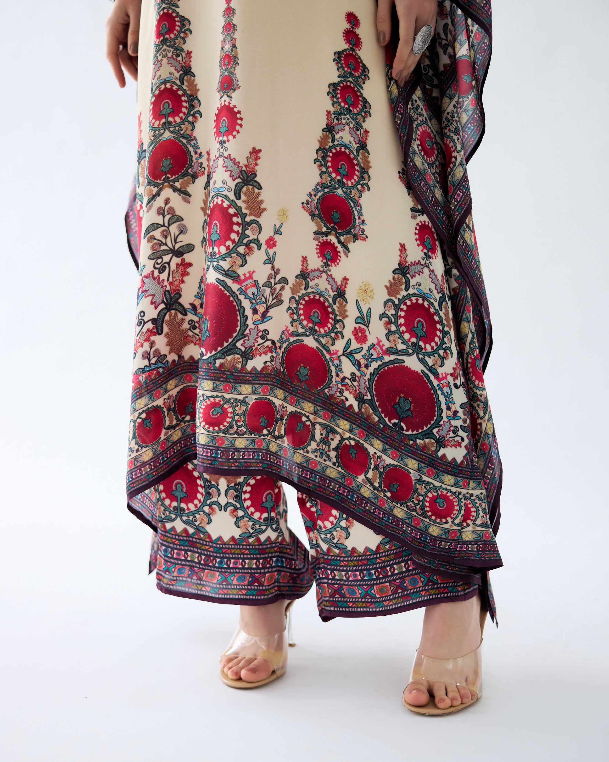Bukhara : Sharifa - Maroon