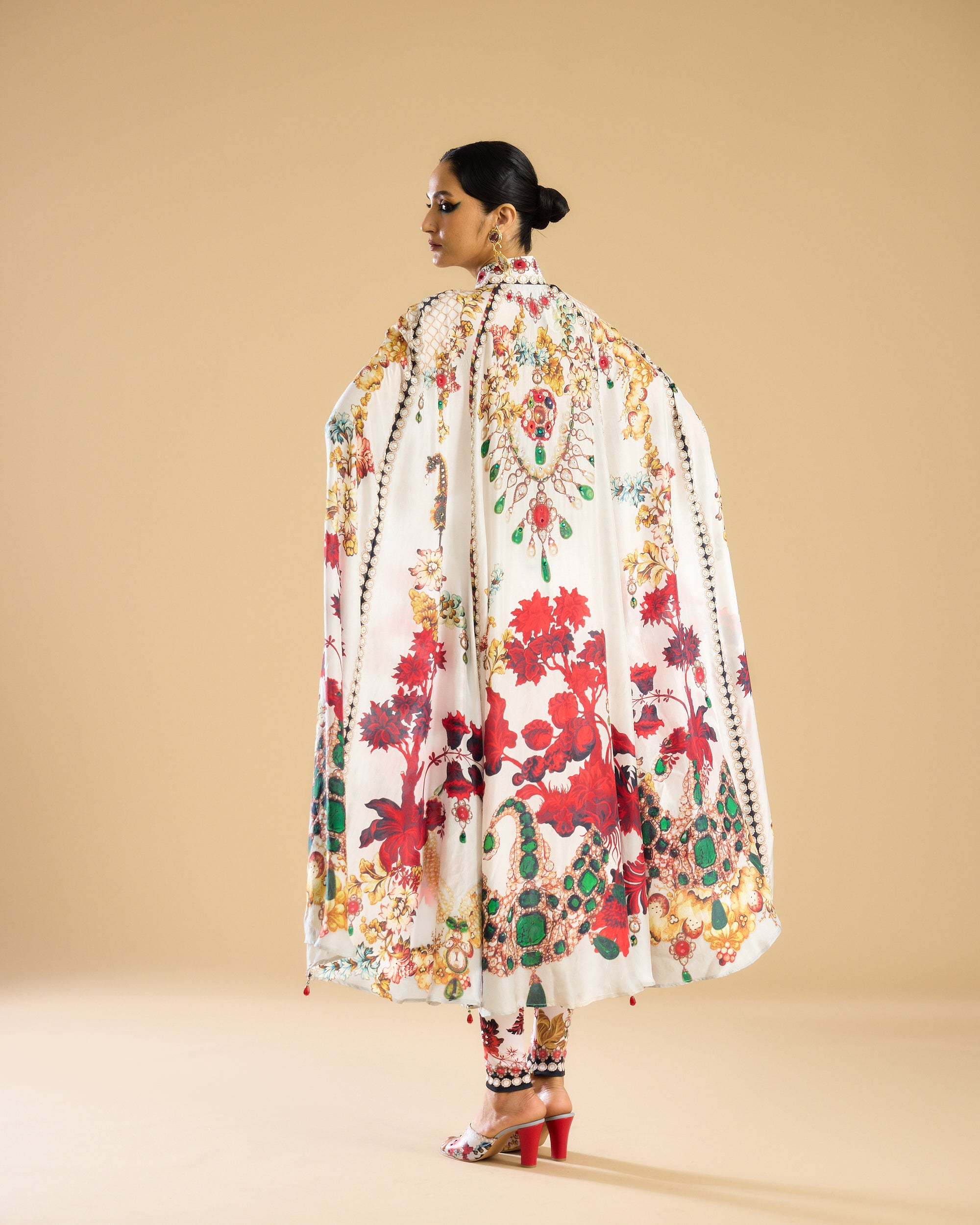 Nizam : Kandisa - Ivory/Red