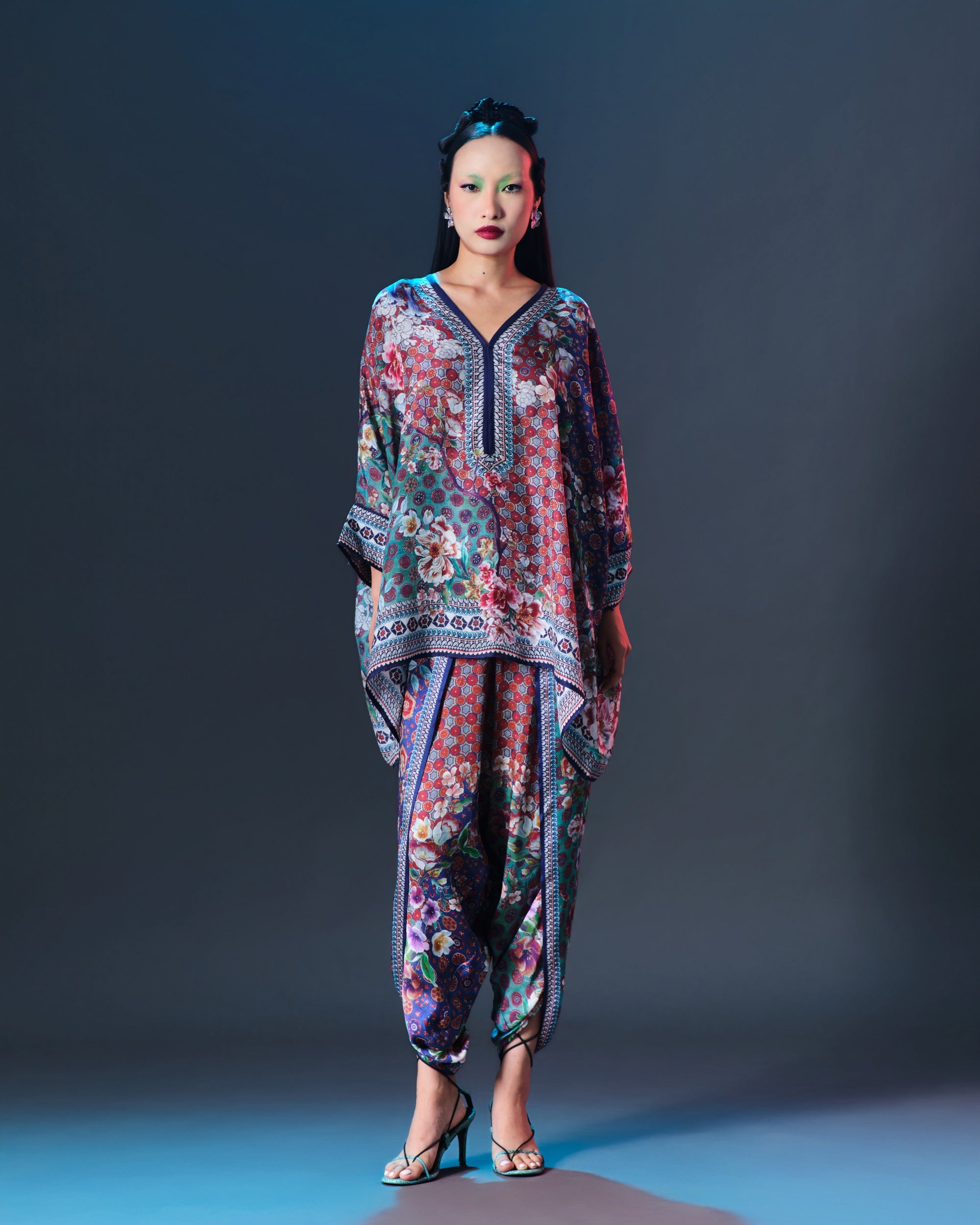 Ikebana : Chanel/Sonth - Multi
