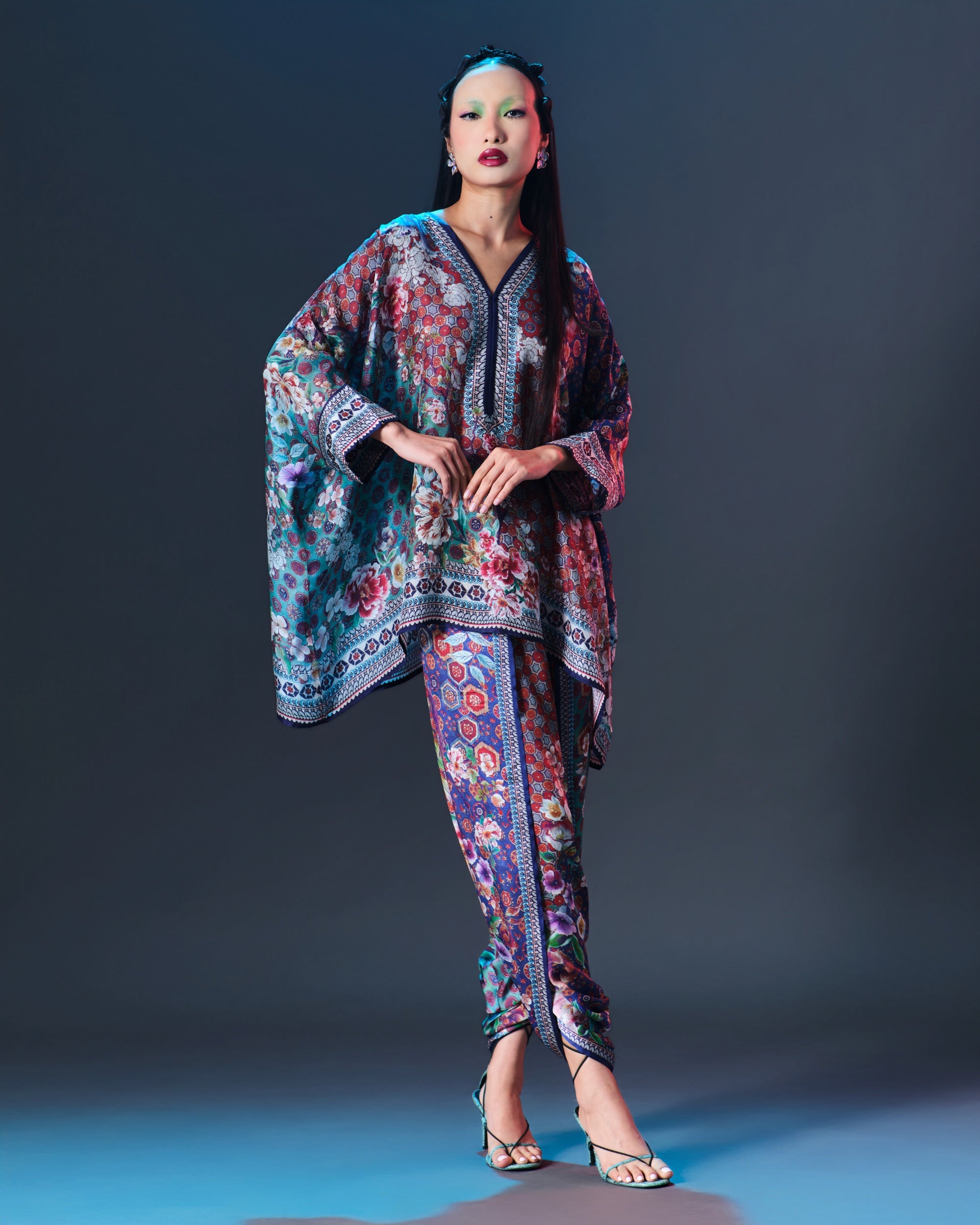 Ikebana : Chanel/Sonth - Multi