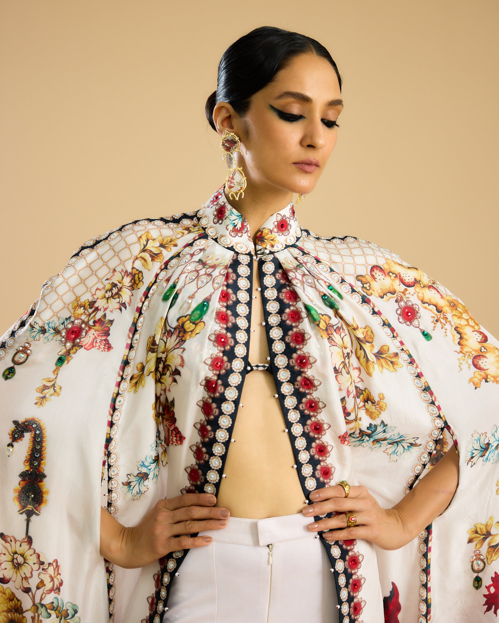 Nizam : Kandisa - Ivory/Red