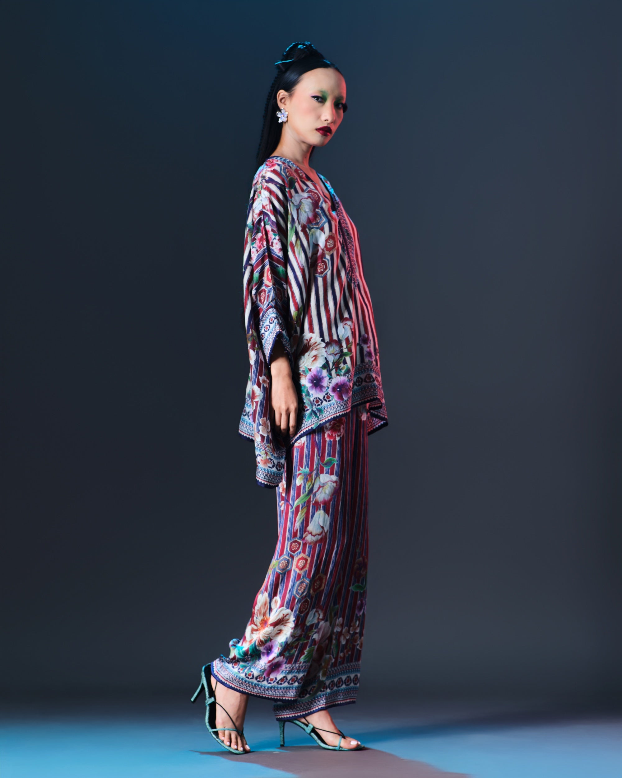Ikebana : Chanel - Stripe