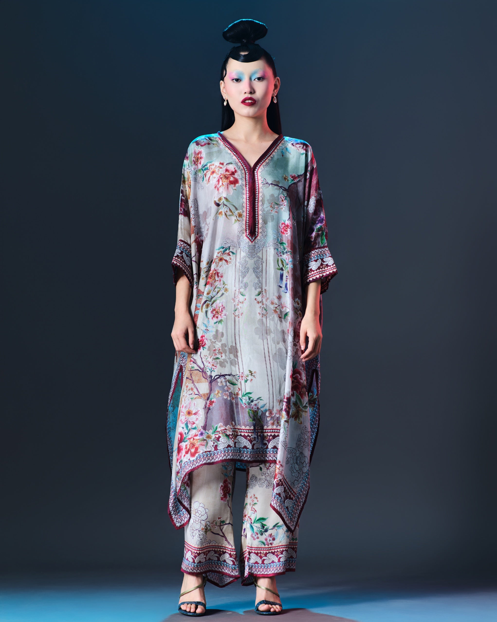 Ikebana : Chantelle 42" - Pastel