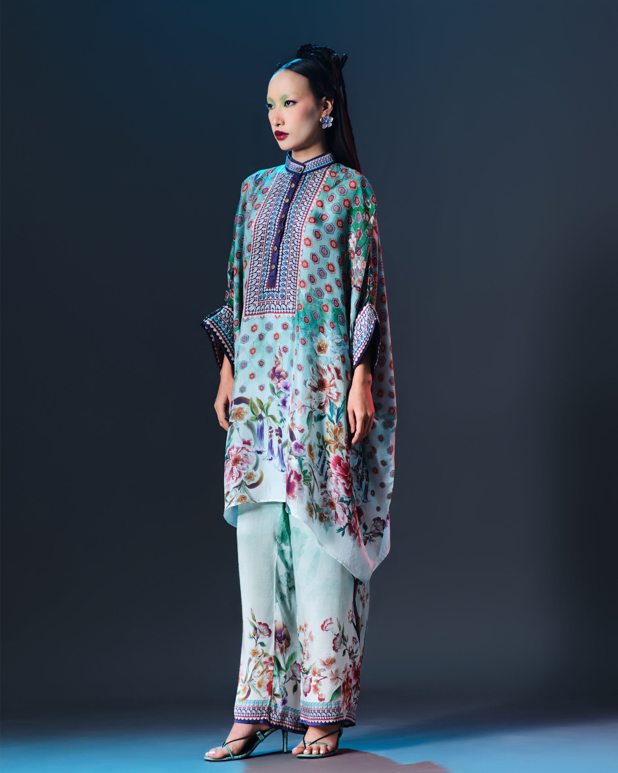 Ikebana : Chanel 36" - Jade