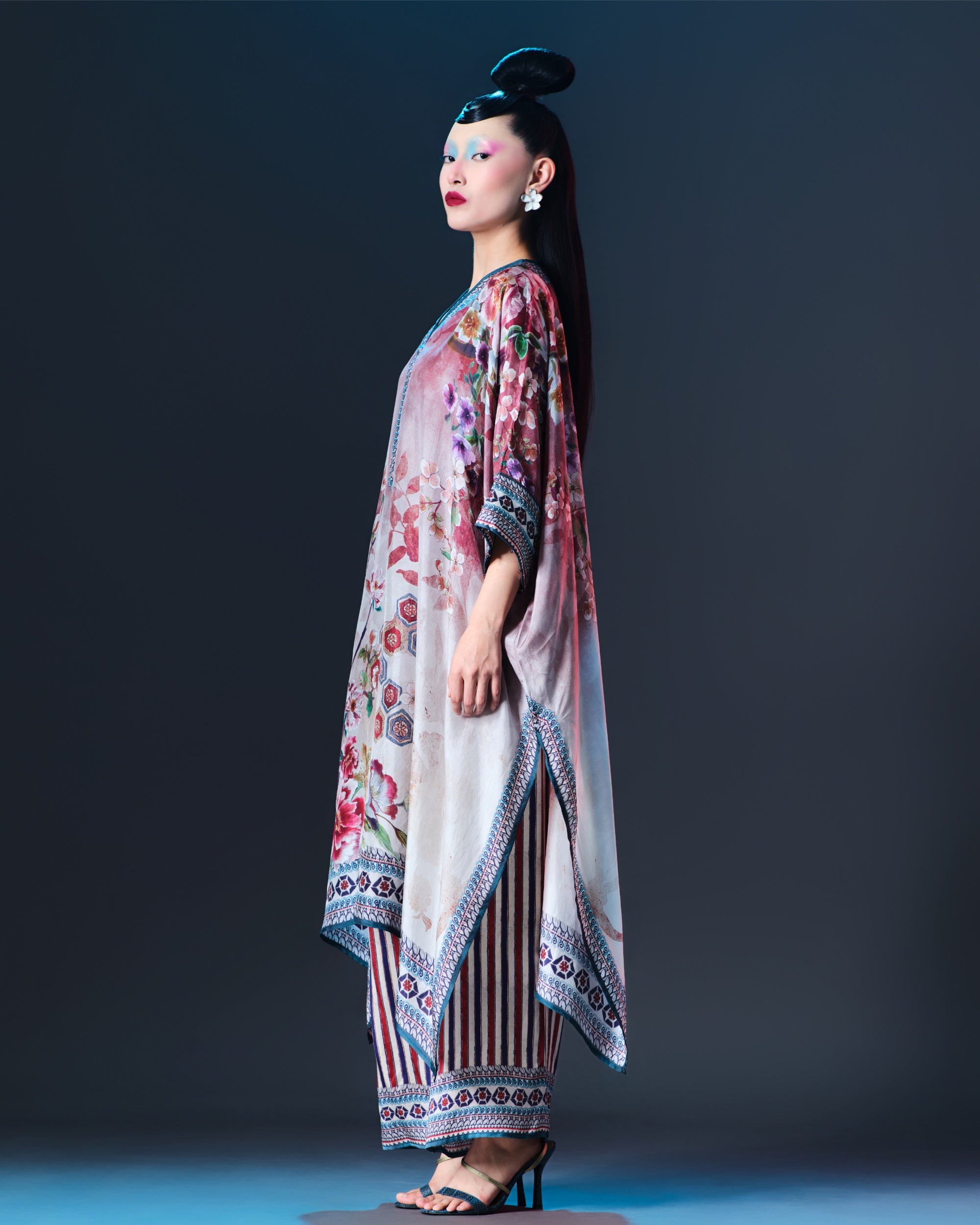 Ikebana : Chantelle 42" - Stripe
