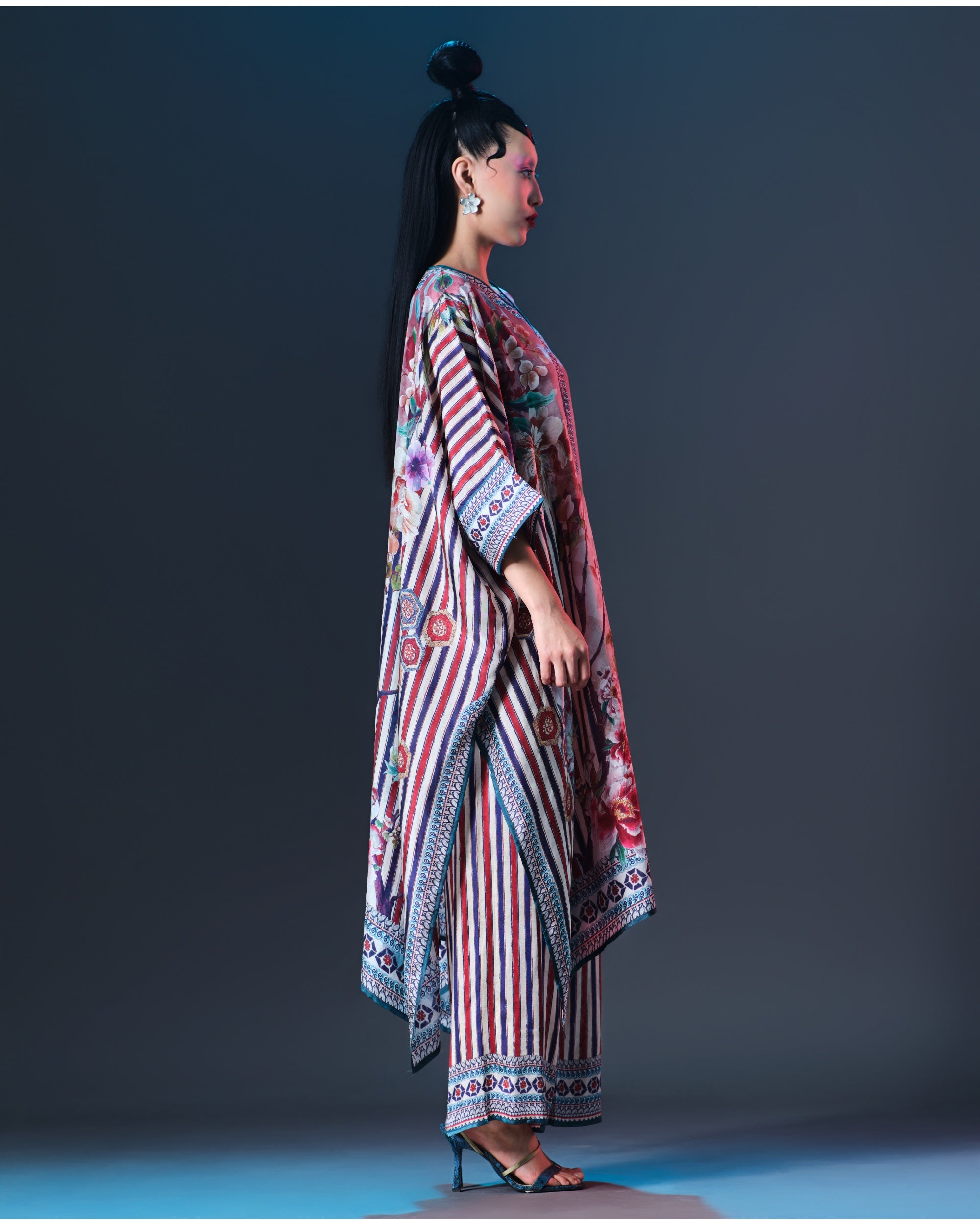 Ikebana : Chantelle 42" - Stripe