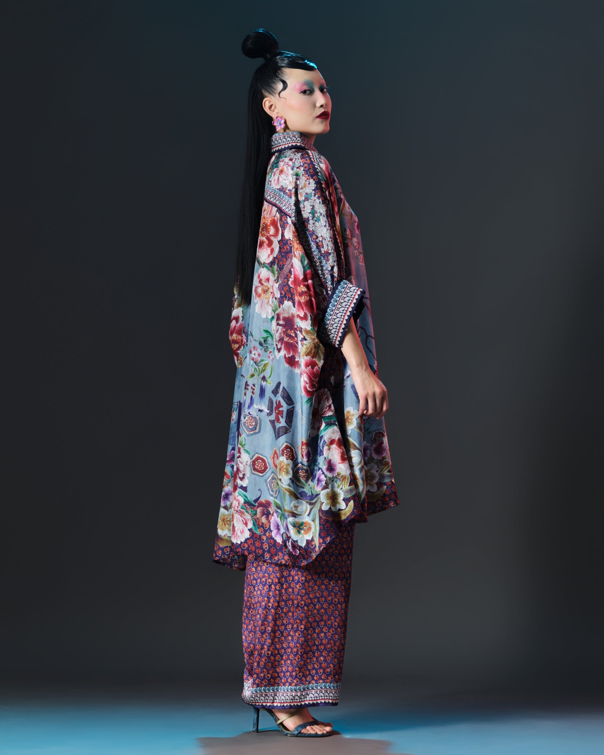 Ikebana : Kamara - Blue Slate