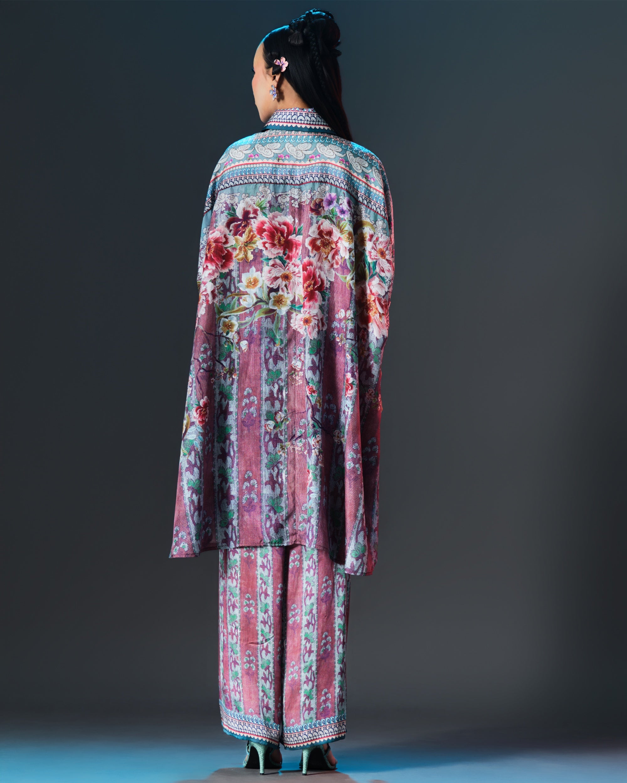 Ikebana : Kamara - Aqua/Brick