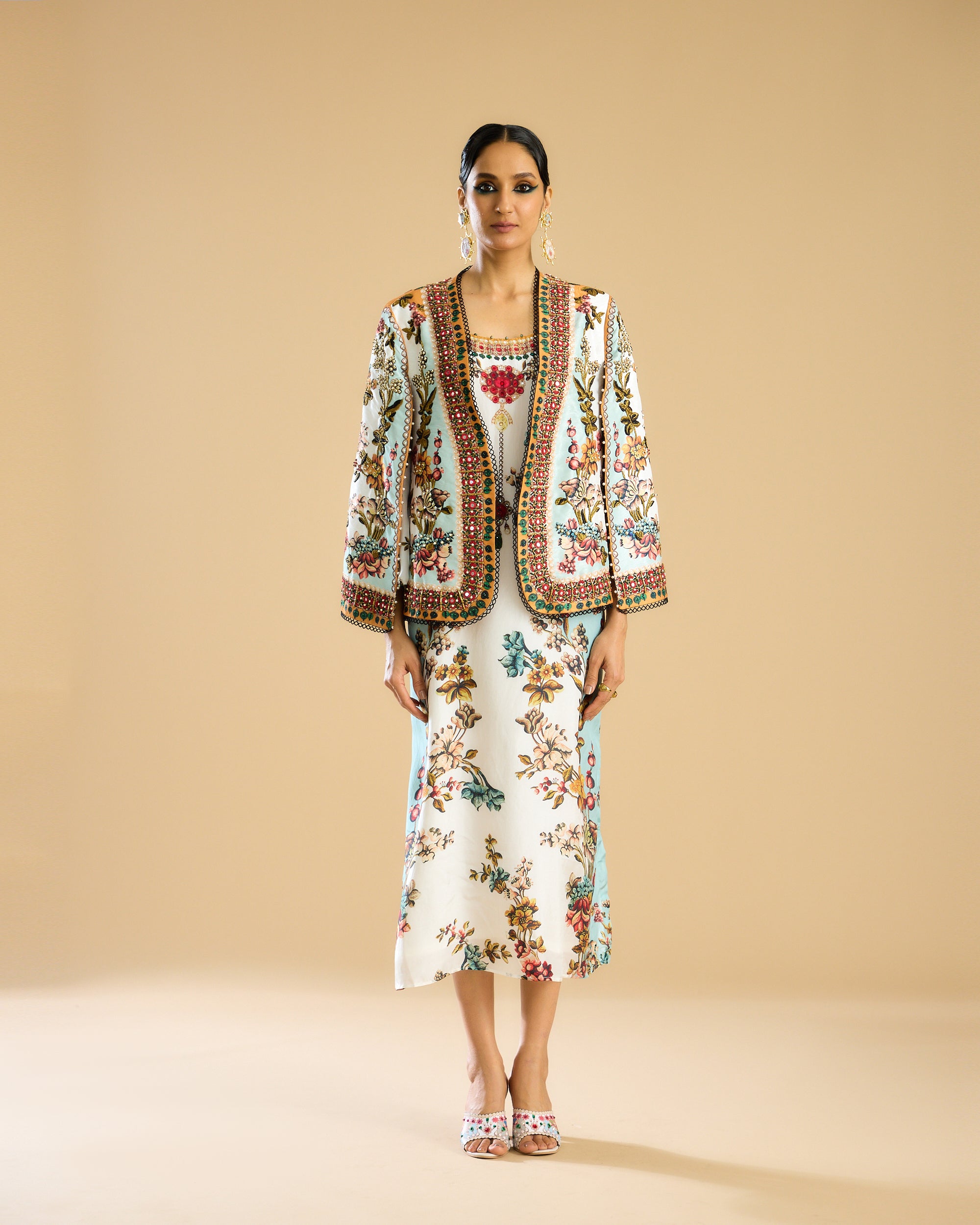 Nizam : Madina/Dasha - Ivory/Aqua