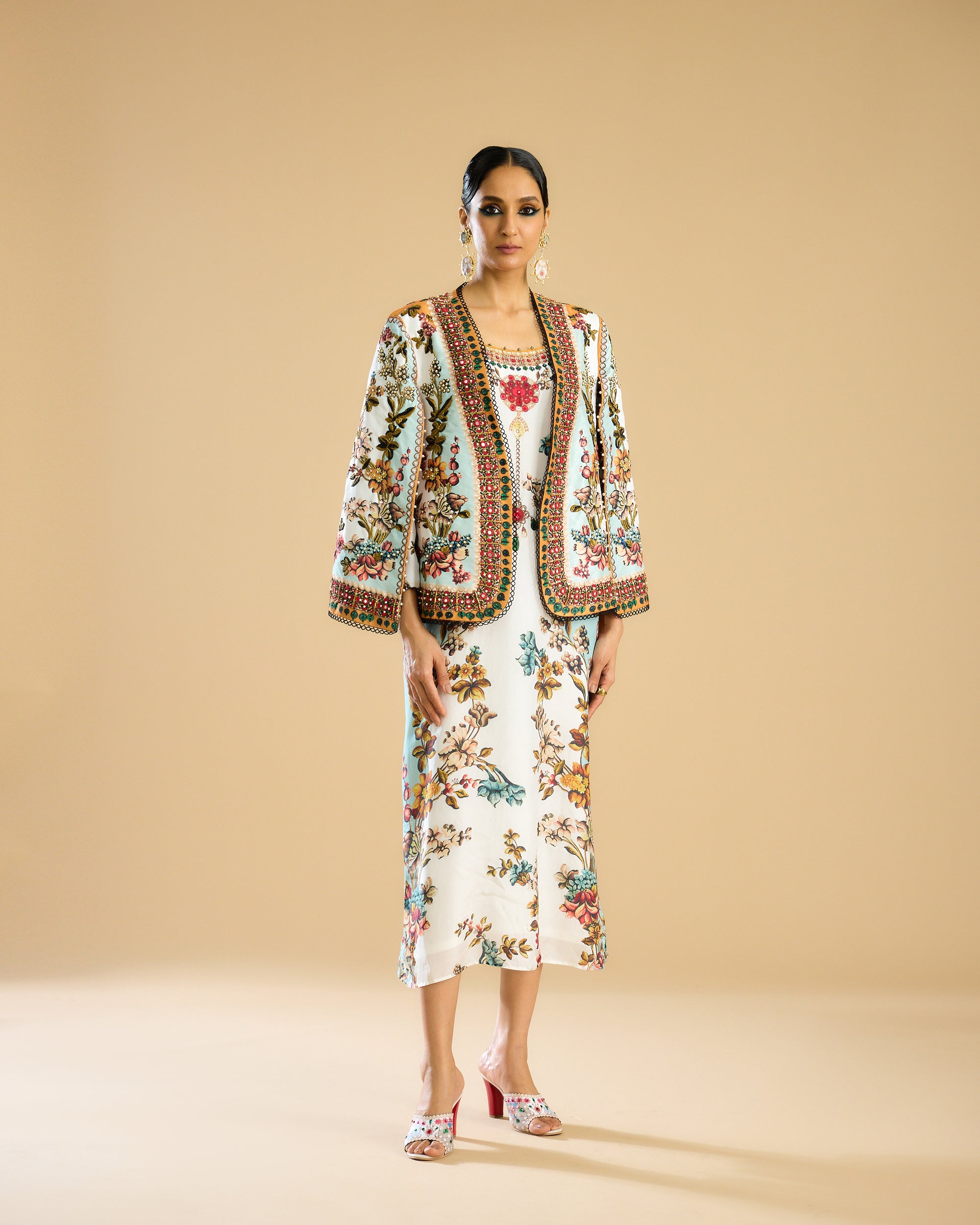 Nizam : Madina/Dasha - Ivory/Aqua