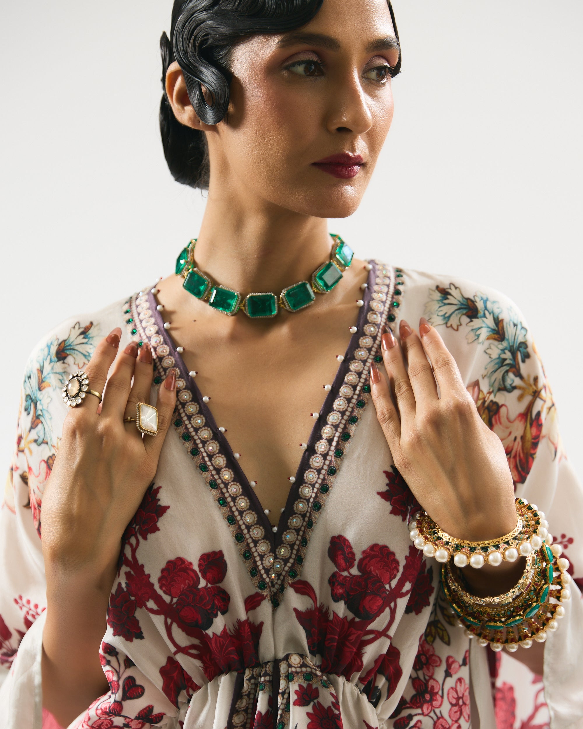 Nizam : Inayat - Ivory/Red