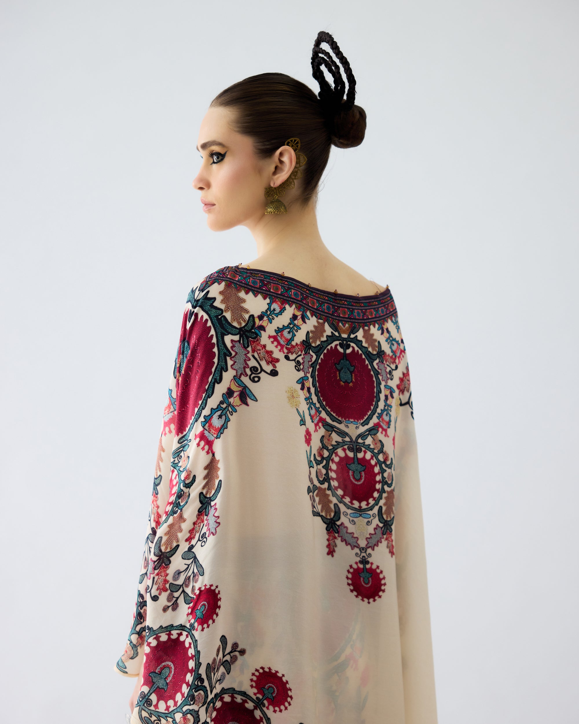 Bukhara : Kamini - Maroon