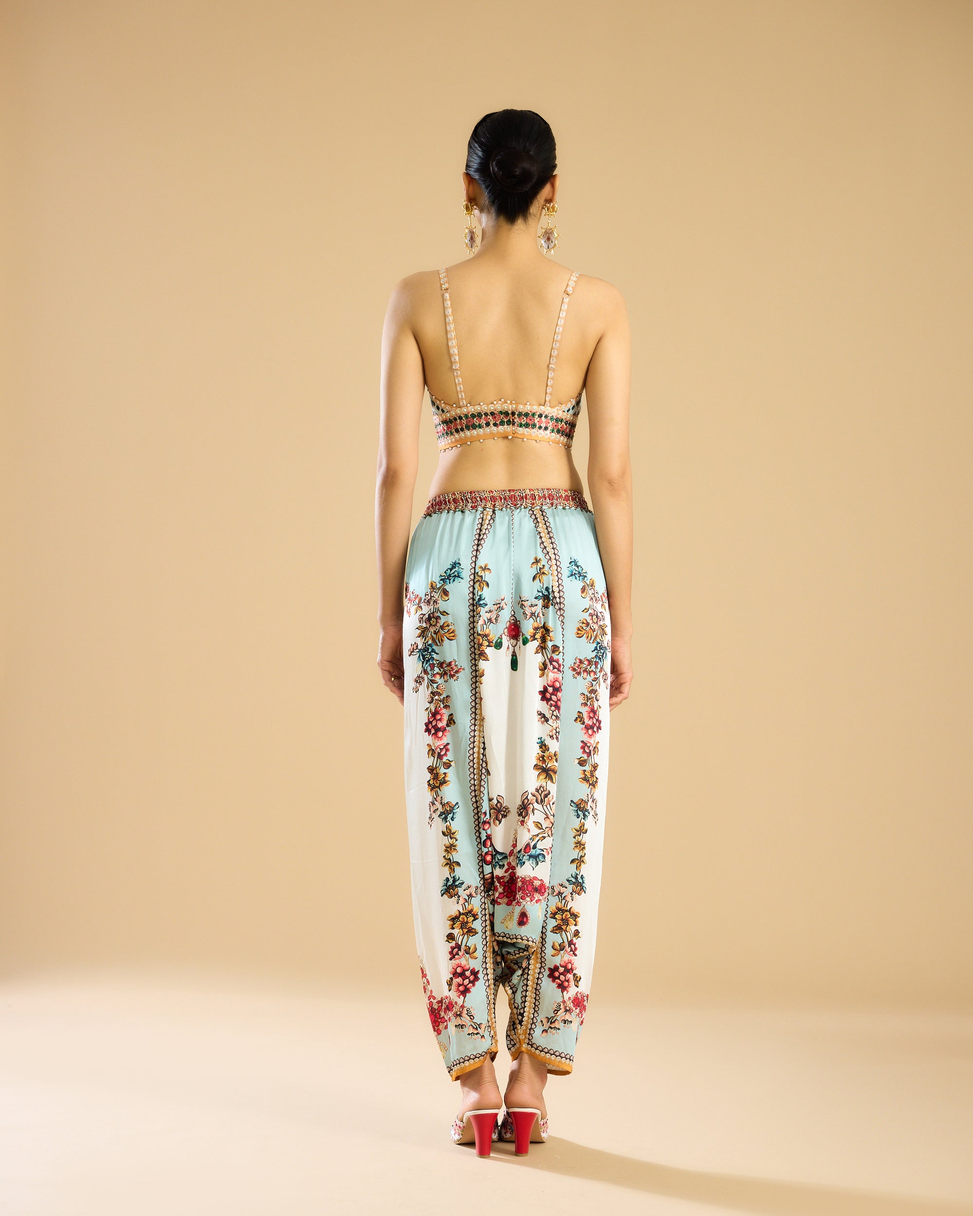 Nizam : Madina - Ivory/Aqua