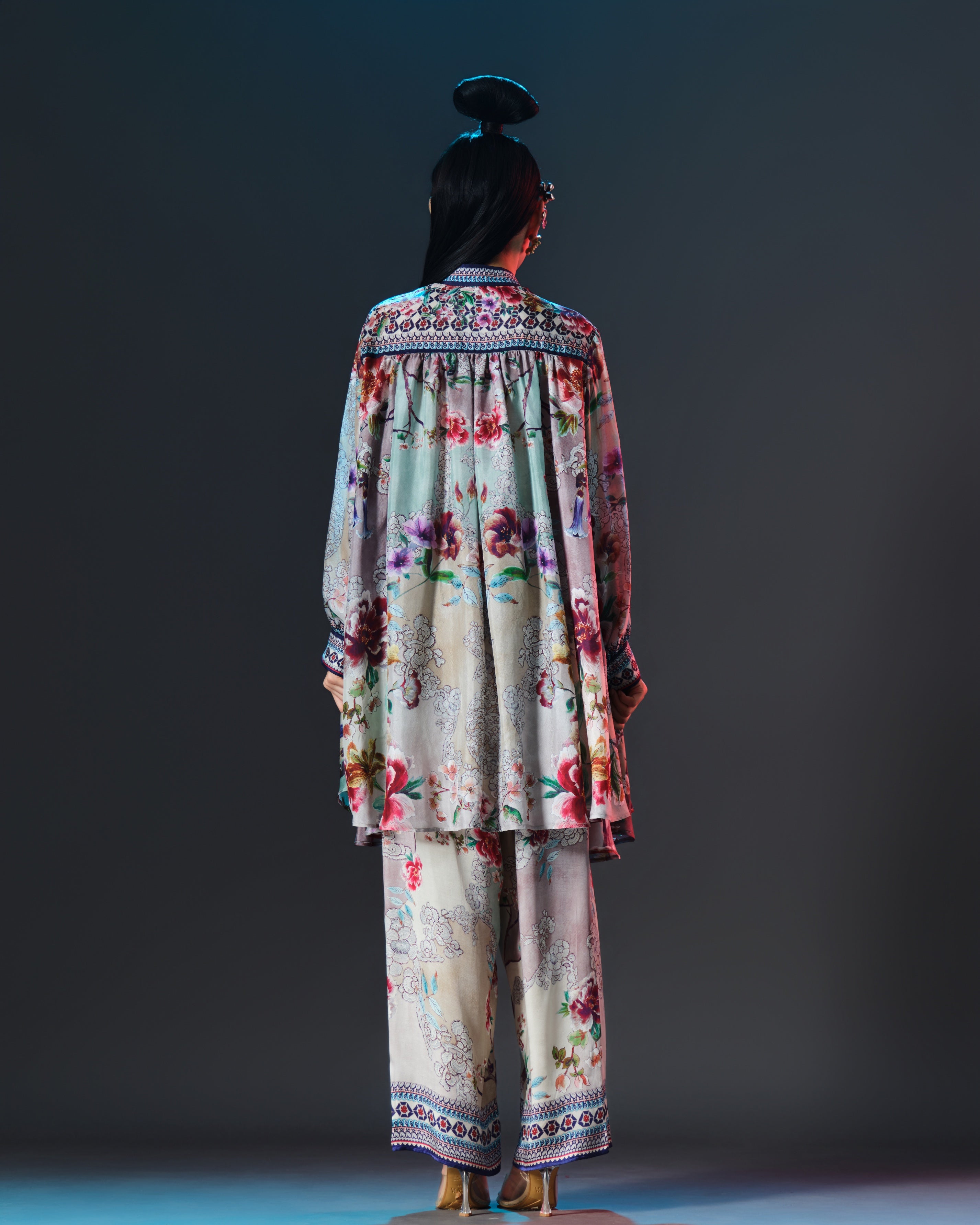 Ikebana : Nilofer - Pastel