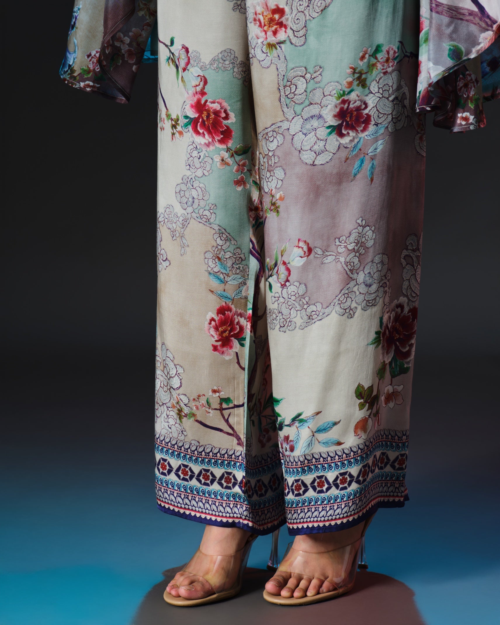Ikebana : Nilofer - Pastel