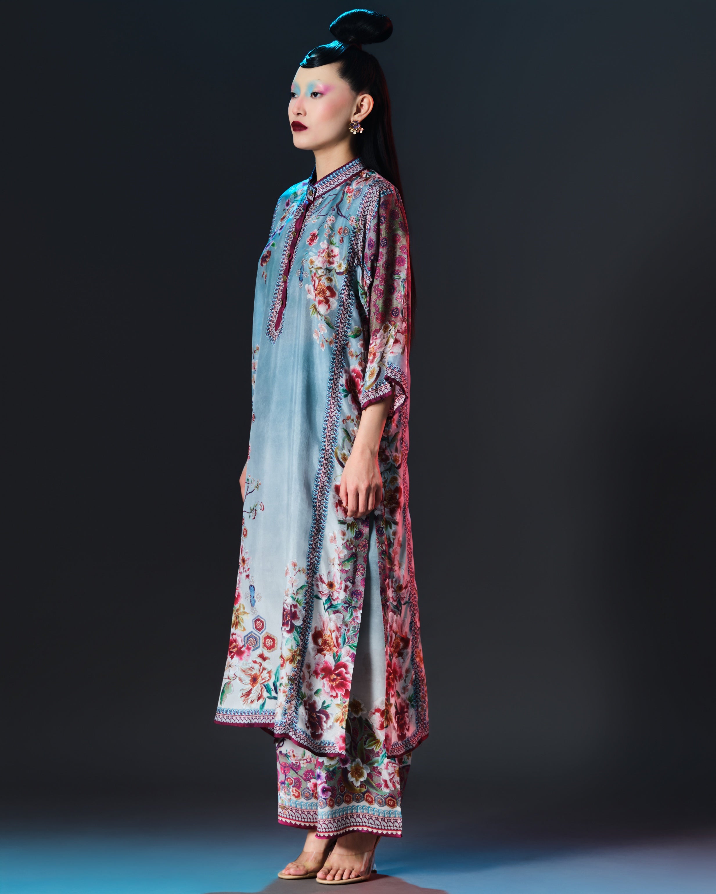 Ikebana : Ghazala - Blue Slate