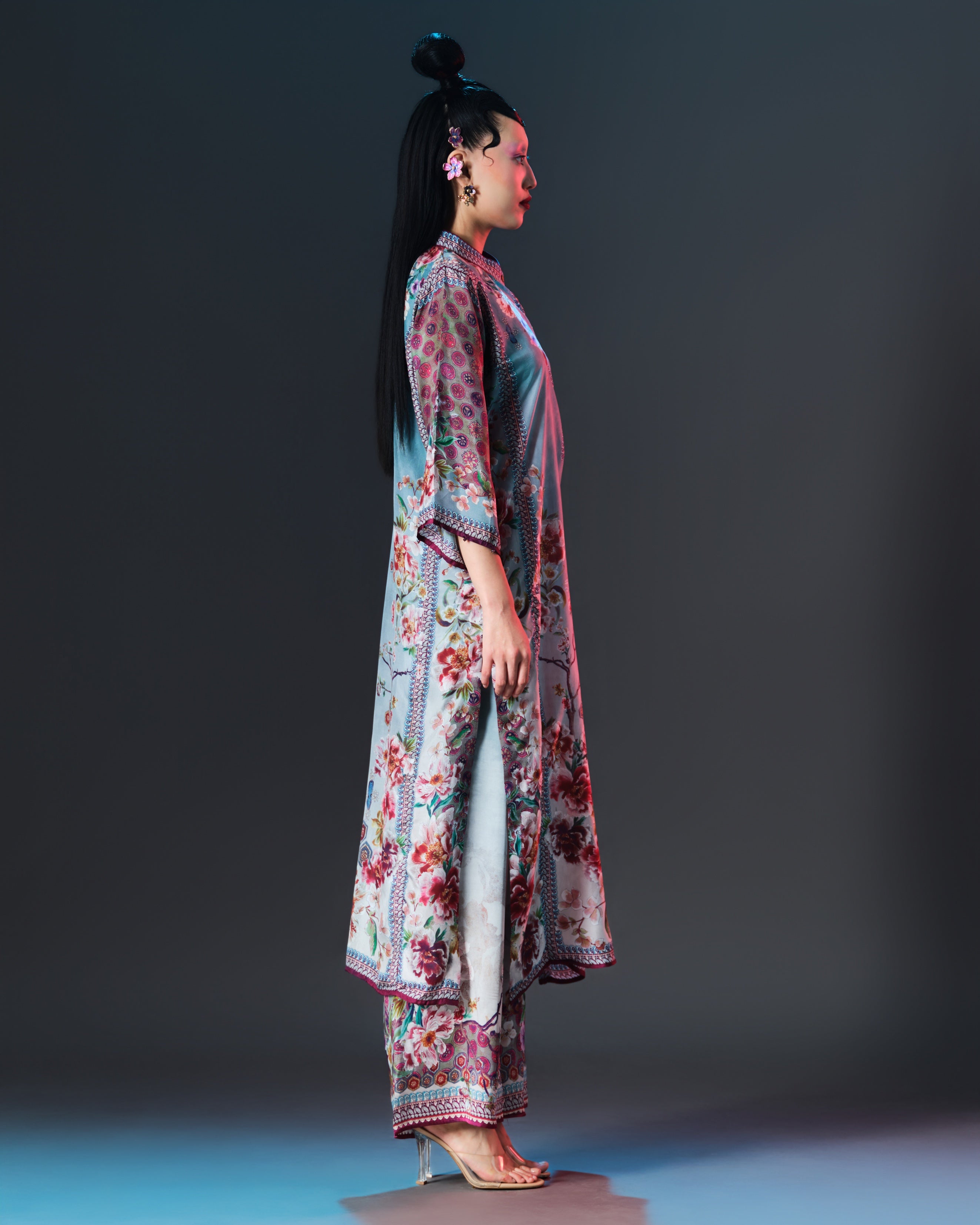Ikebana : Ghazala - Blue Slate