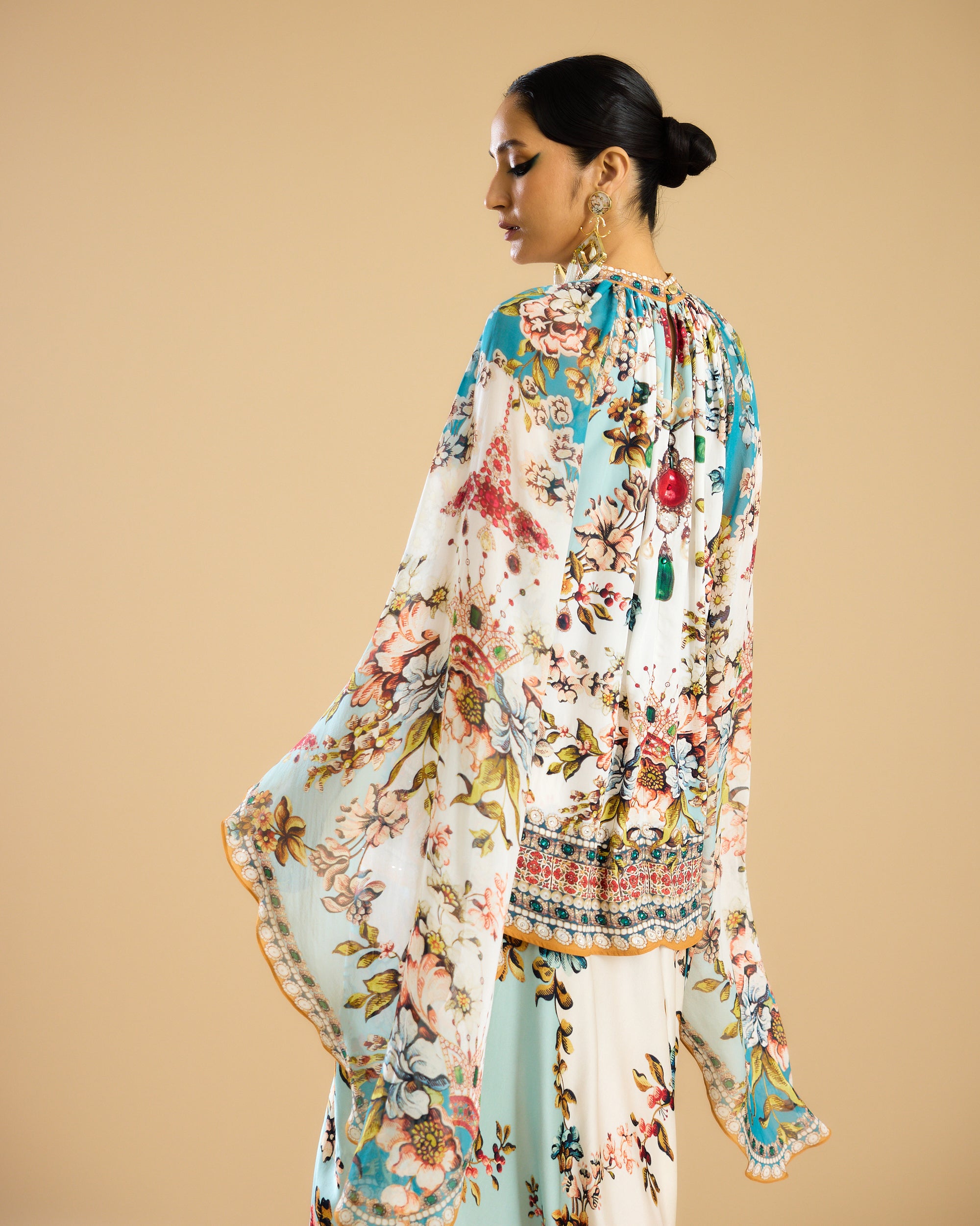 Nizam : Misba - Ivory/Aqua