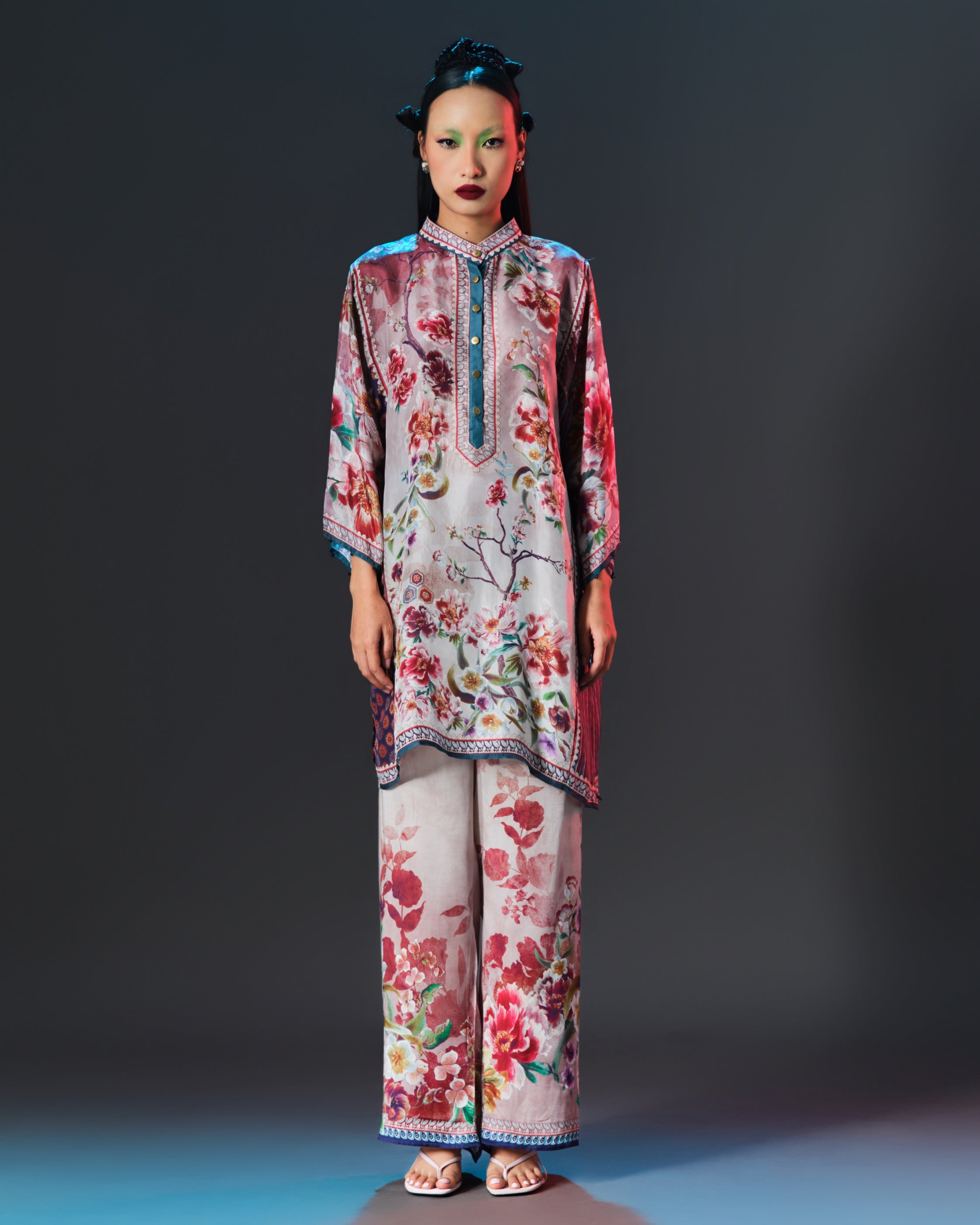 Ikebana : Ghazal - Beige
